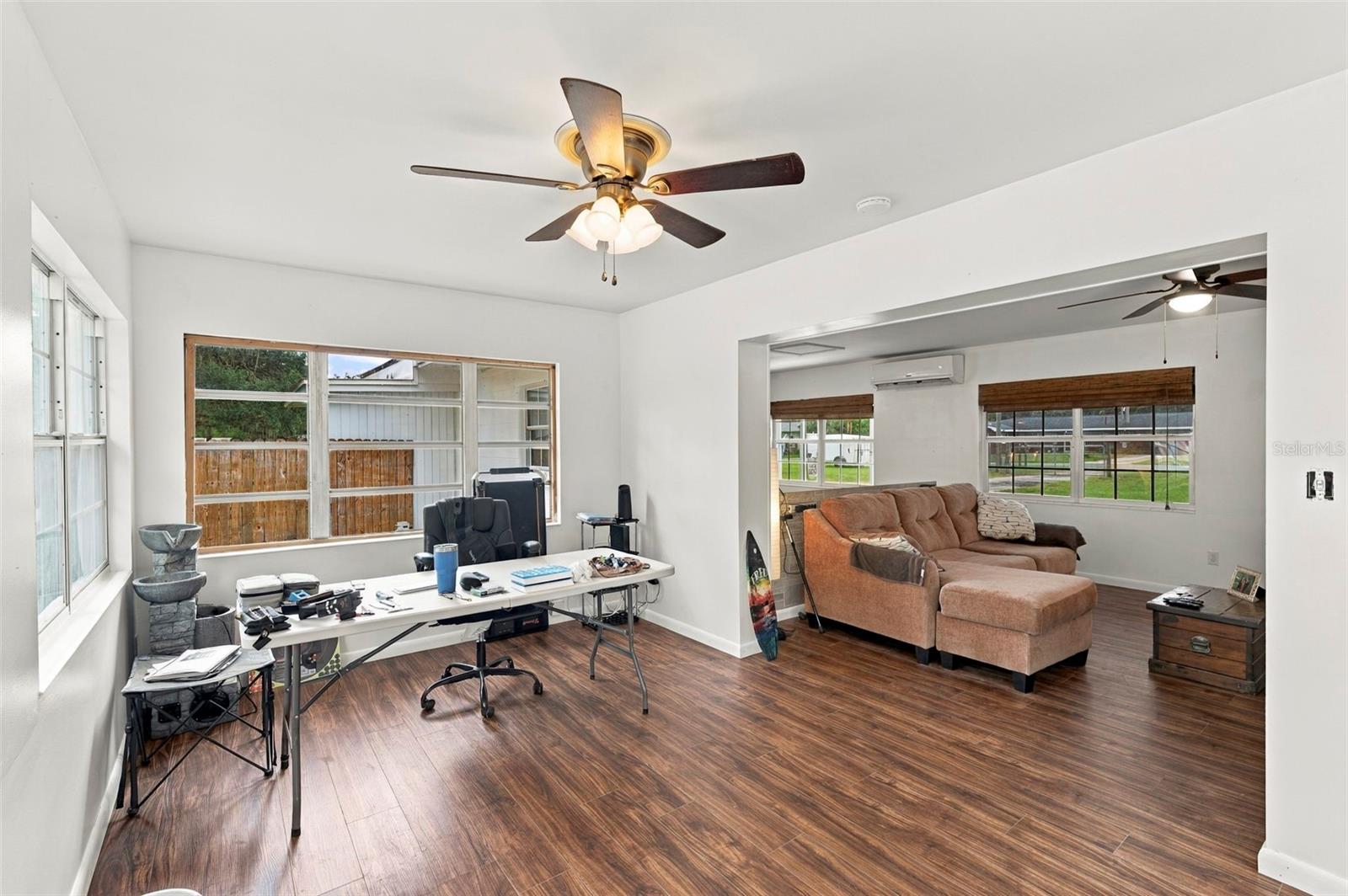 TB8555774 Property Photo