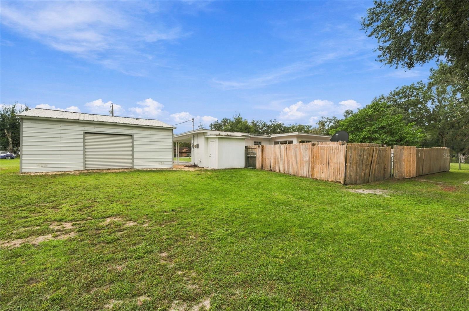 TB8555774 Property Photo