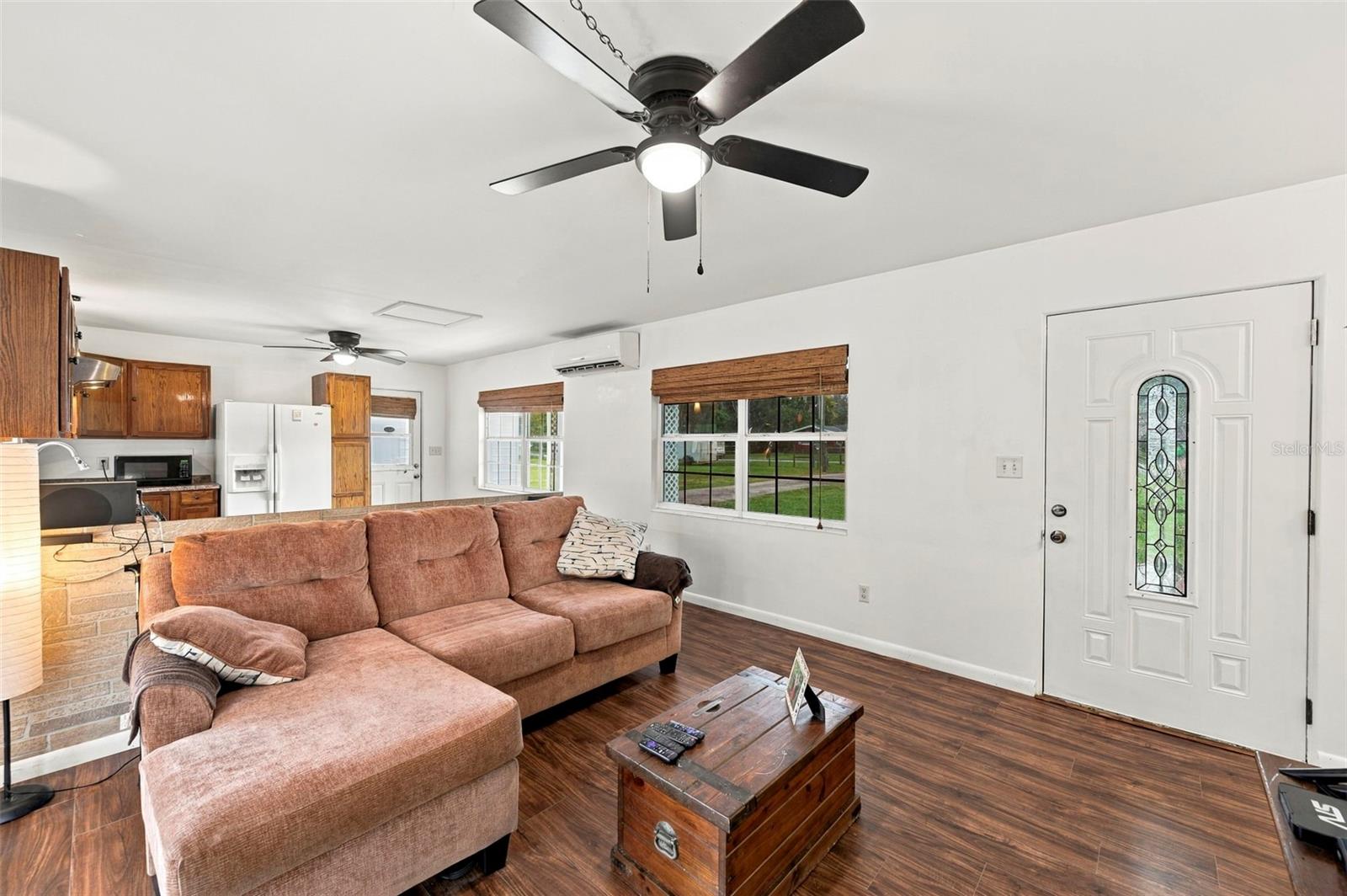 TB8555774 Property Photo