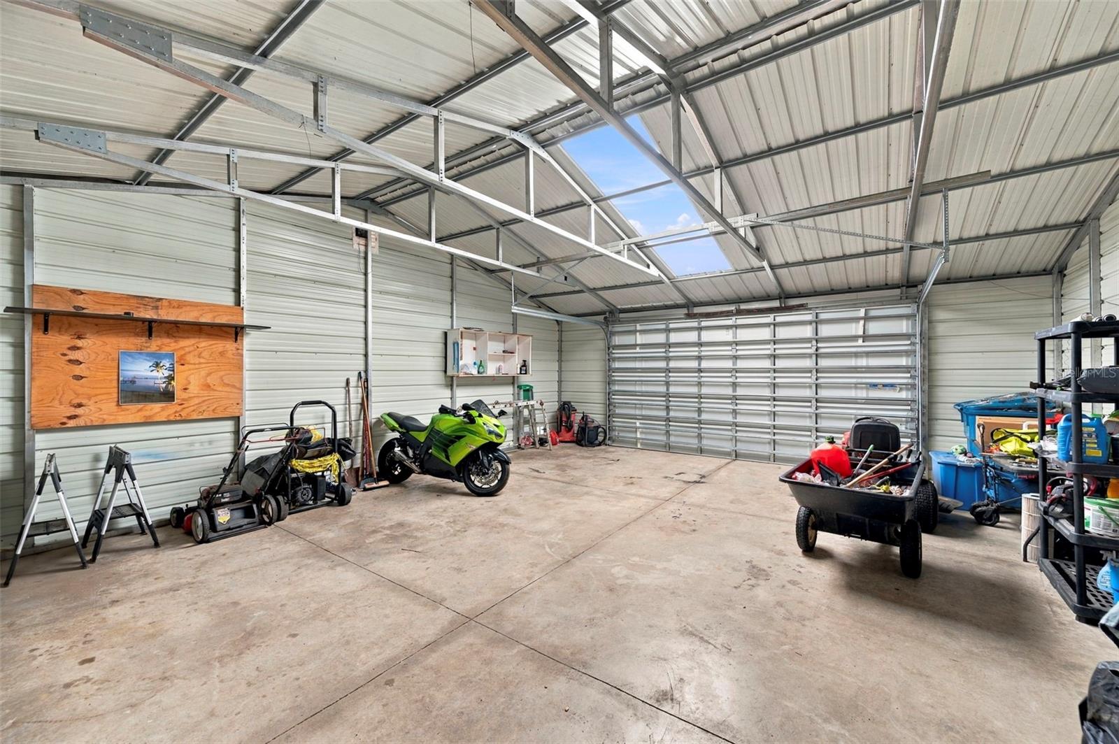 TB8555774 Property Photo