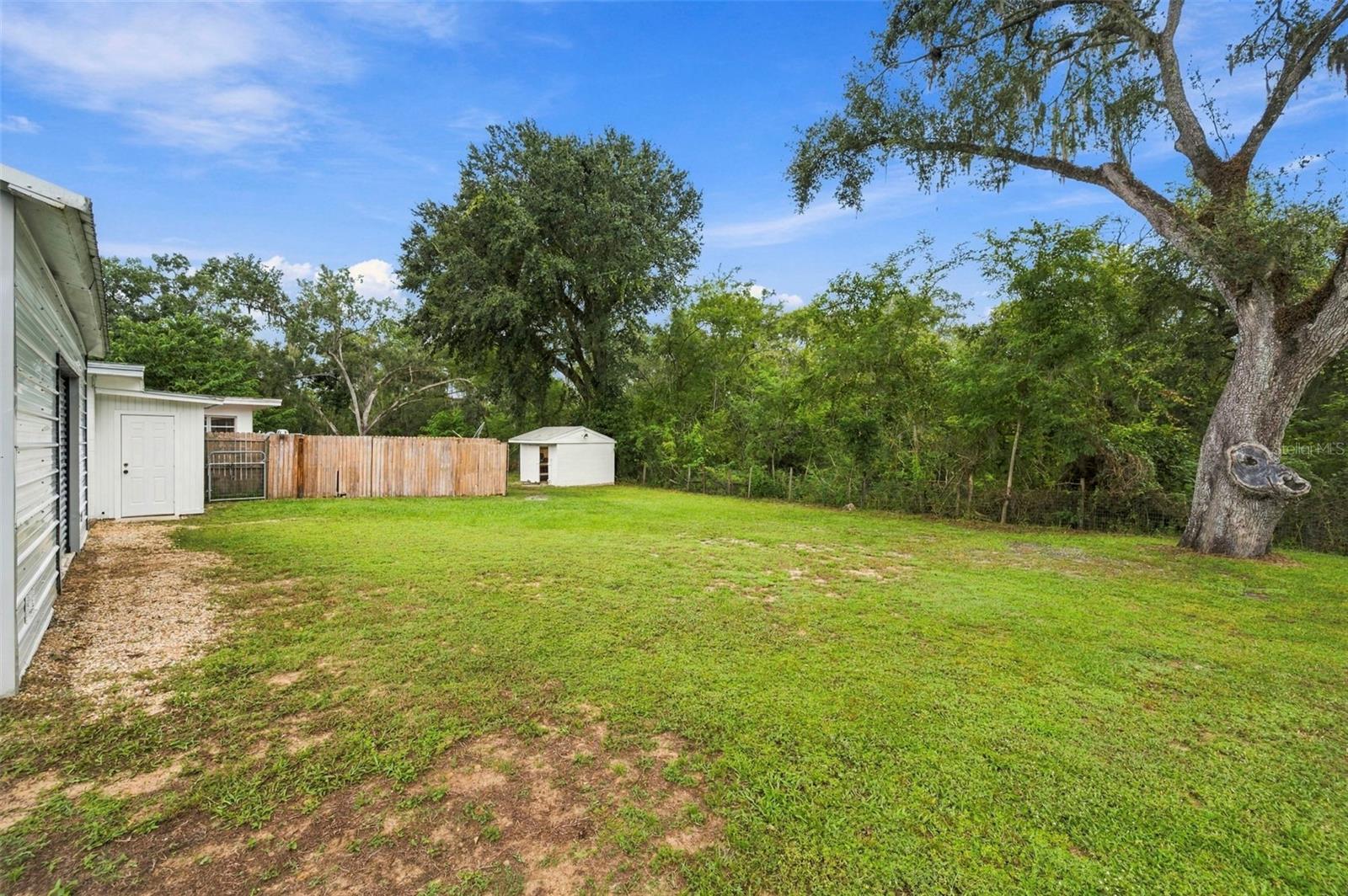 TB8555774 Property Photo