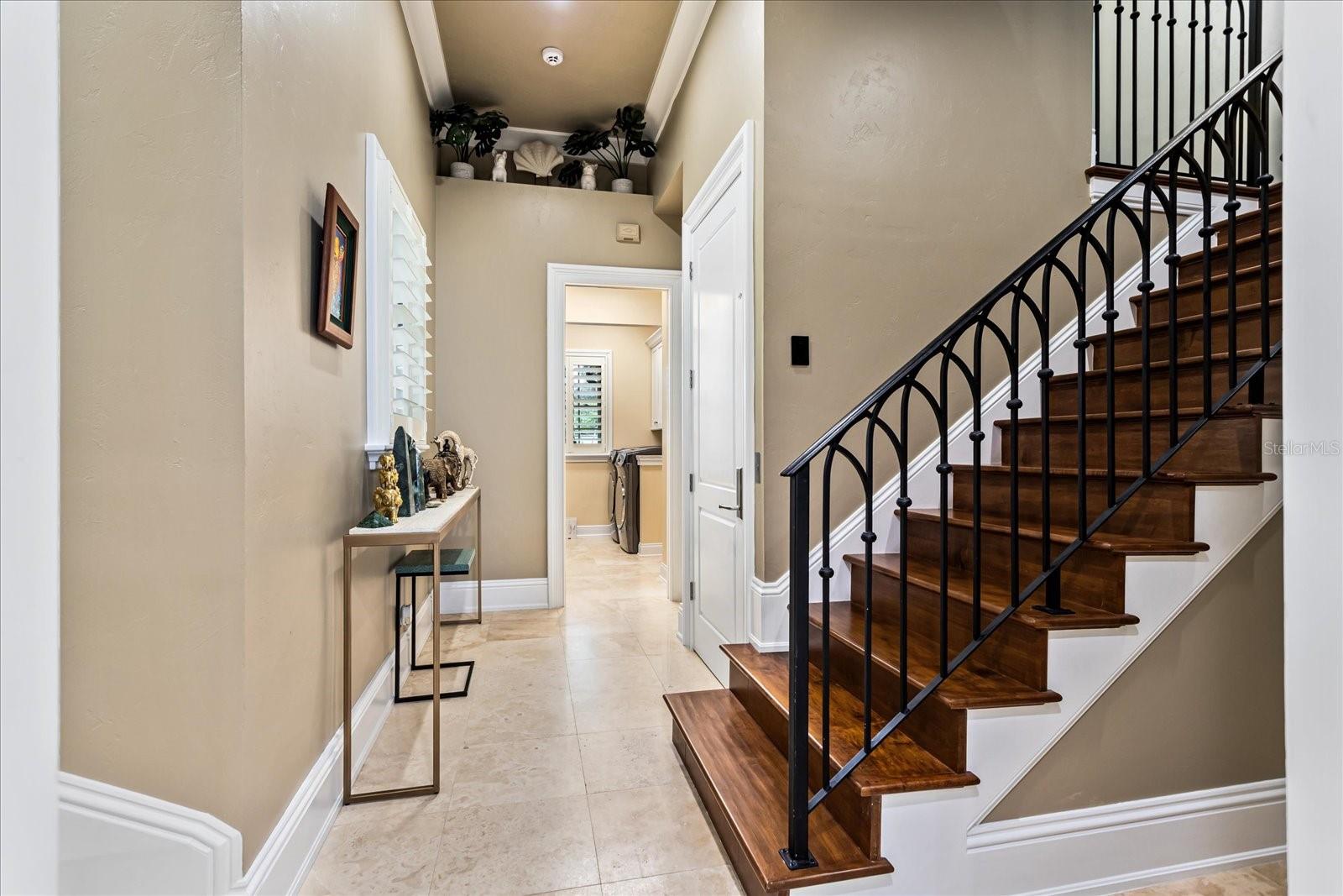 O6447990 Property Photo