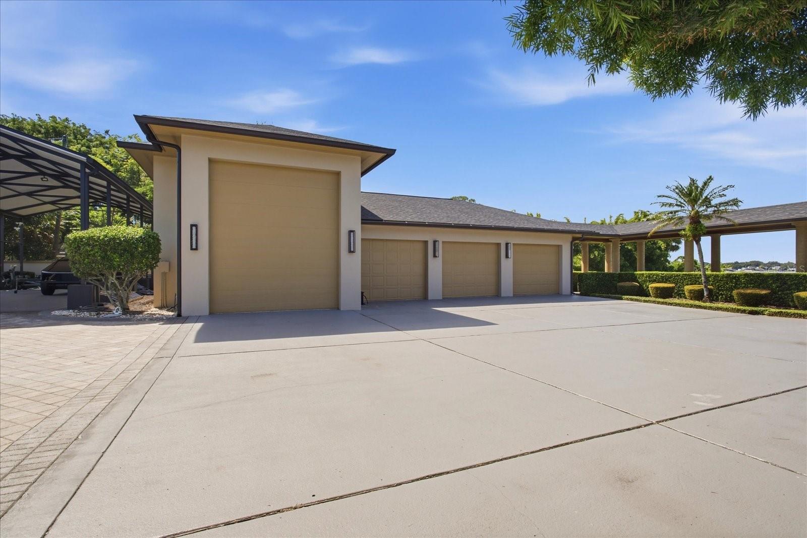 O6447990 Property Photo