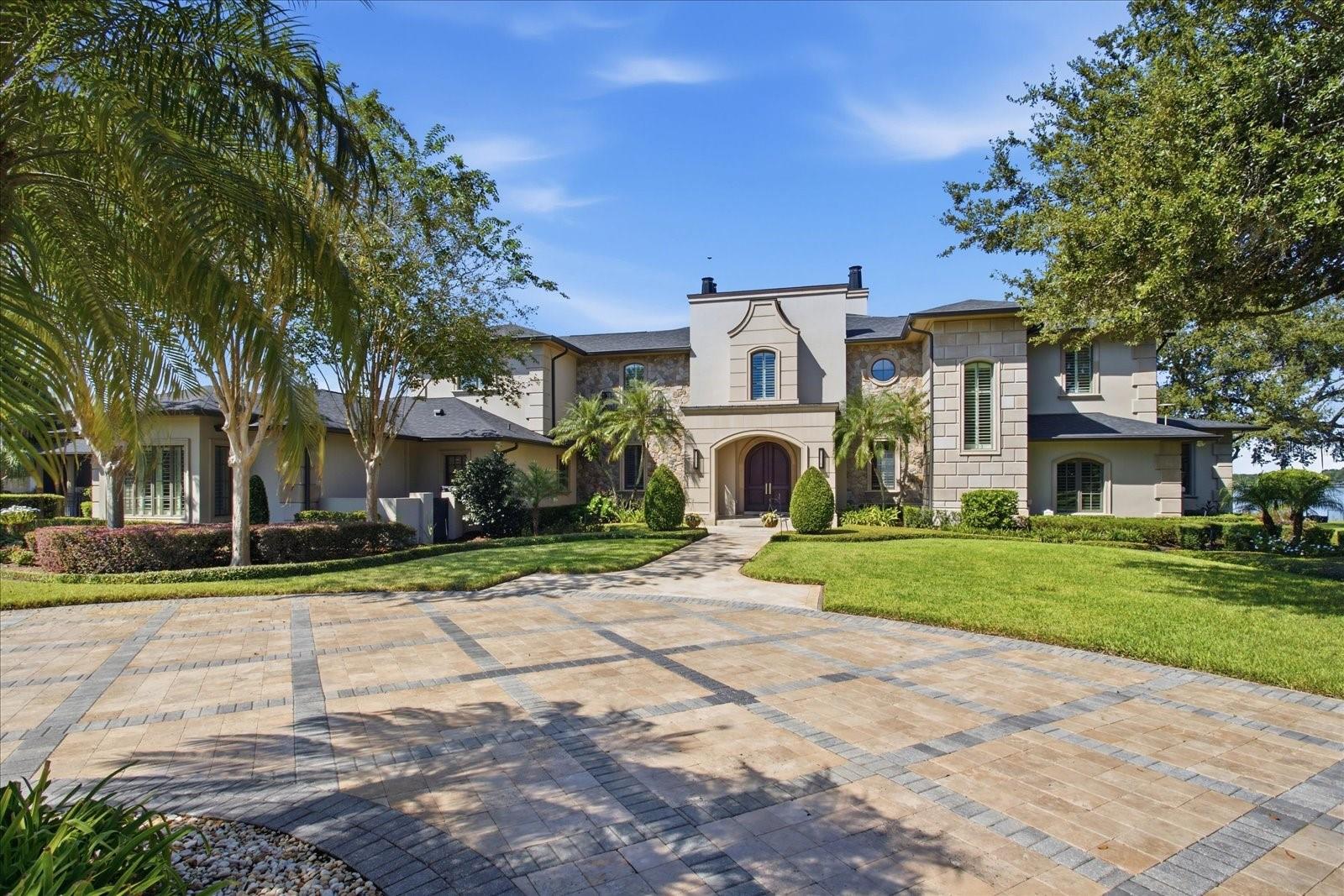 O6447990 Property Photo