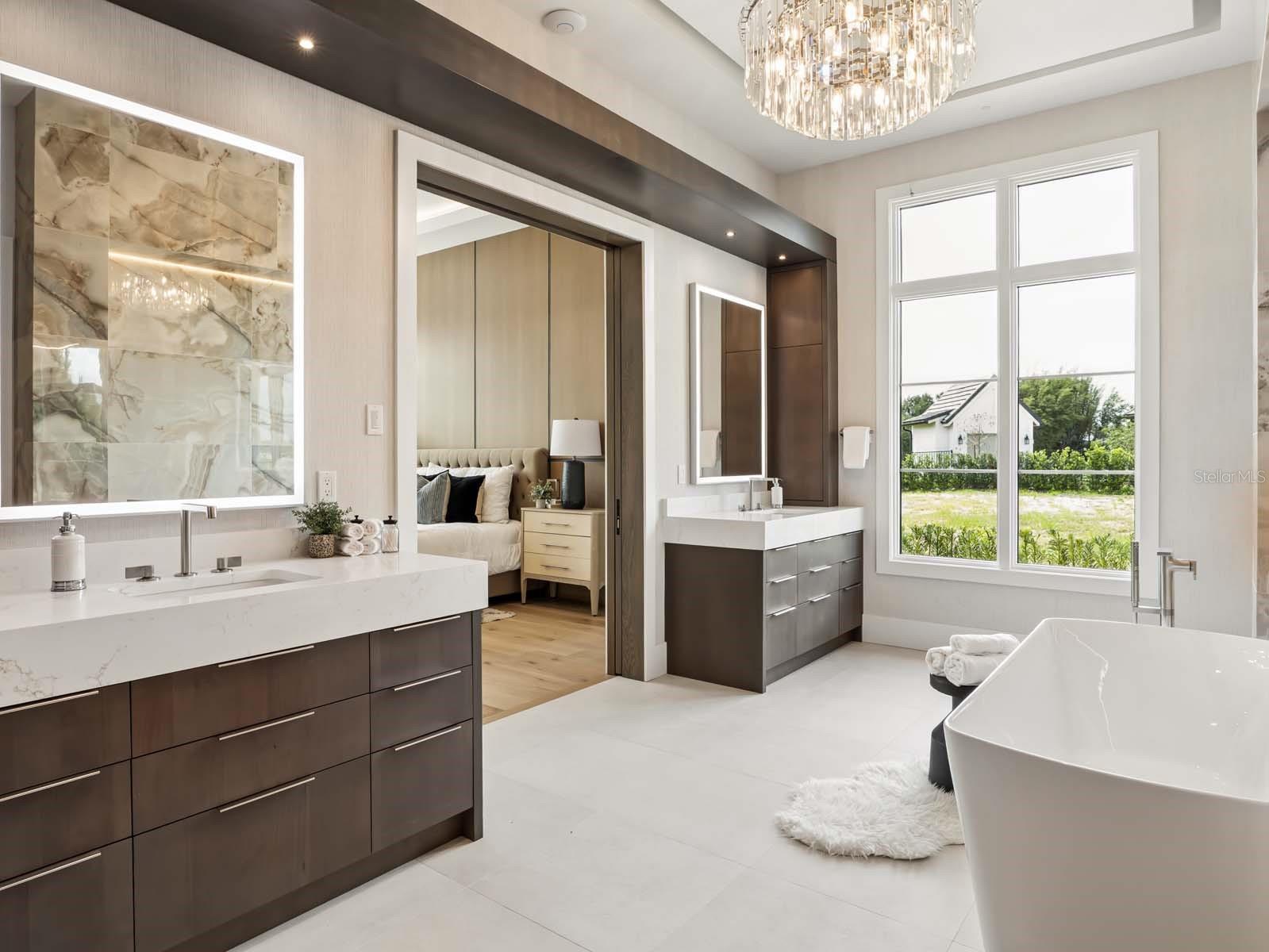 O6448037 Property Photo