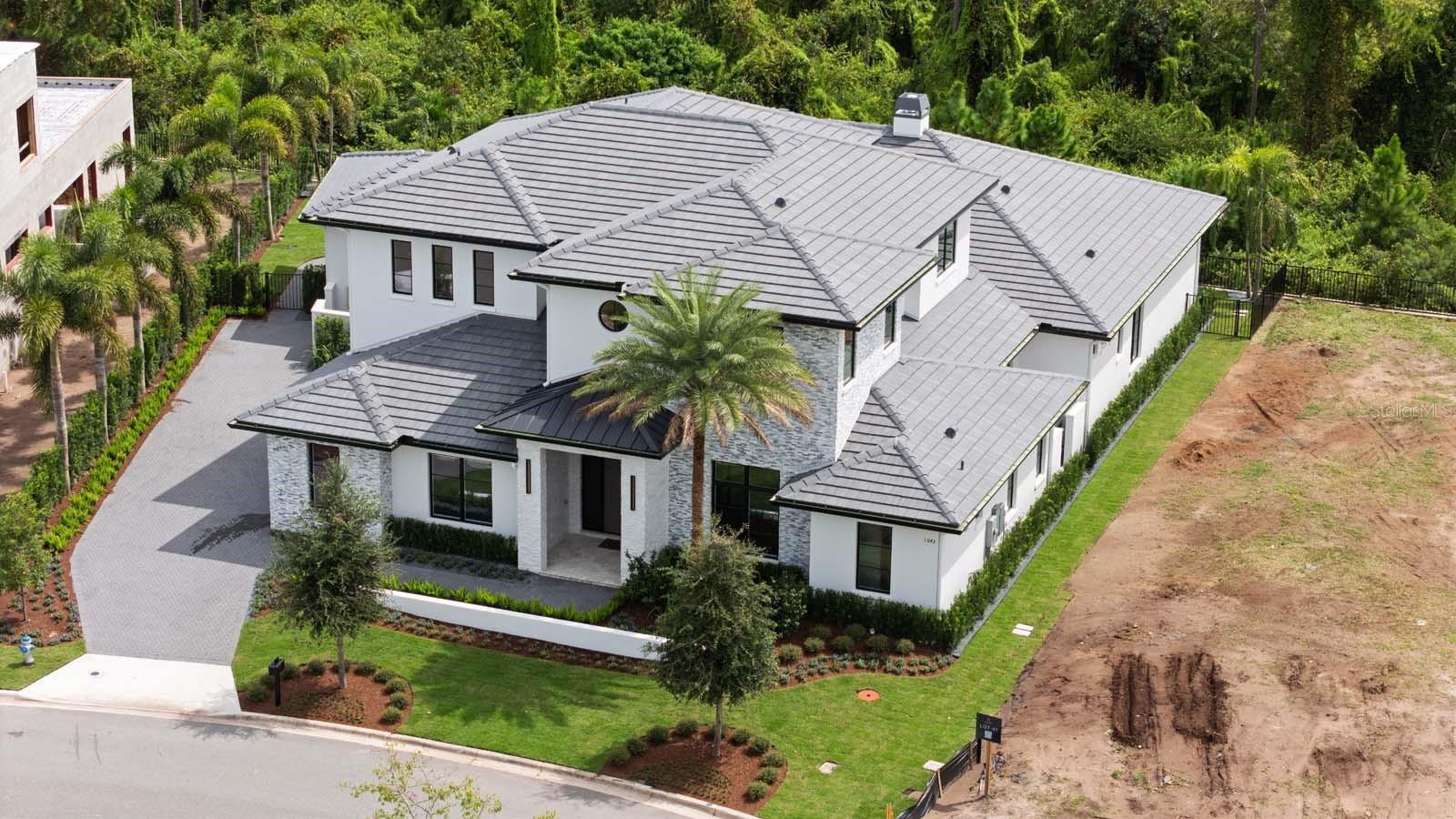 O6448037 Property Photo