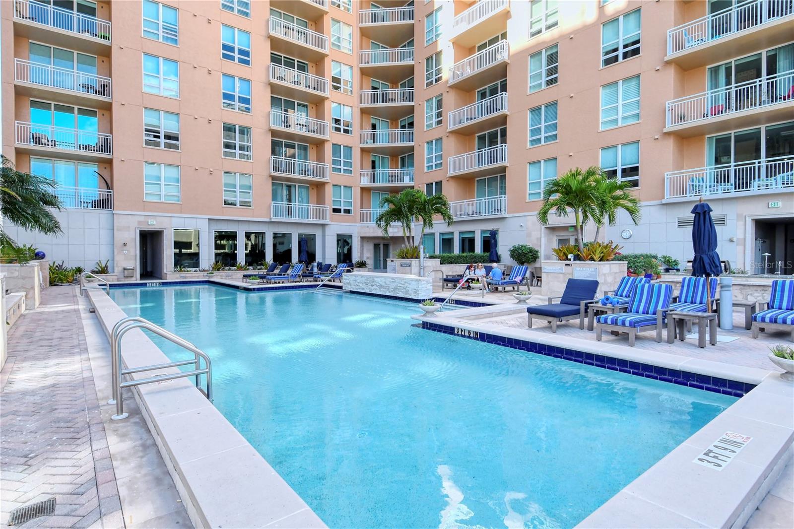 A4708825 Property Photo