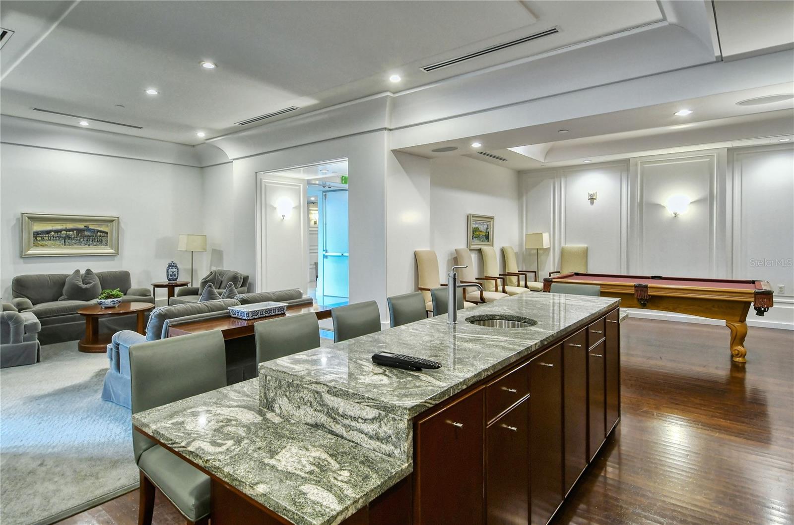 A4708825 Property Photo