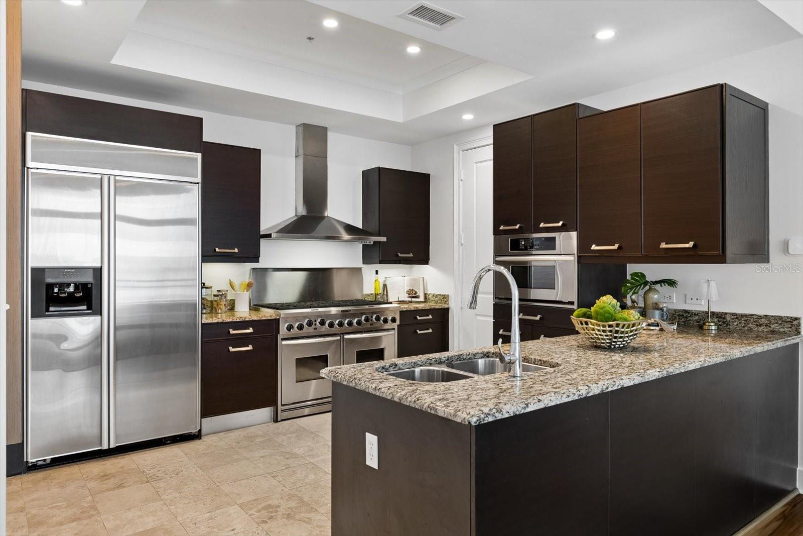 A4708957 Property Photo