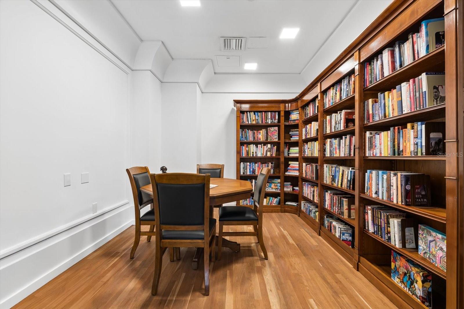 A4708957 Property Photo