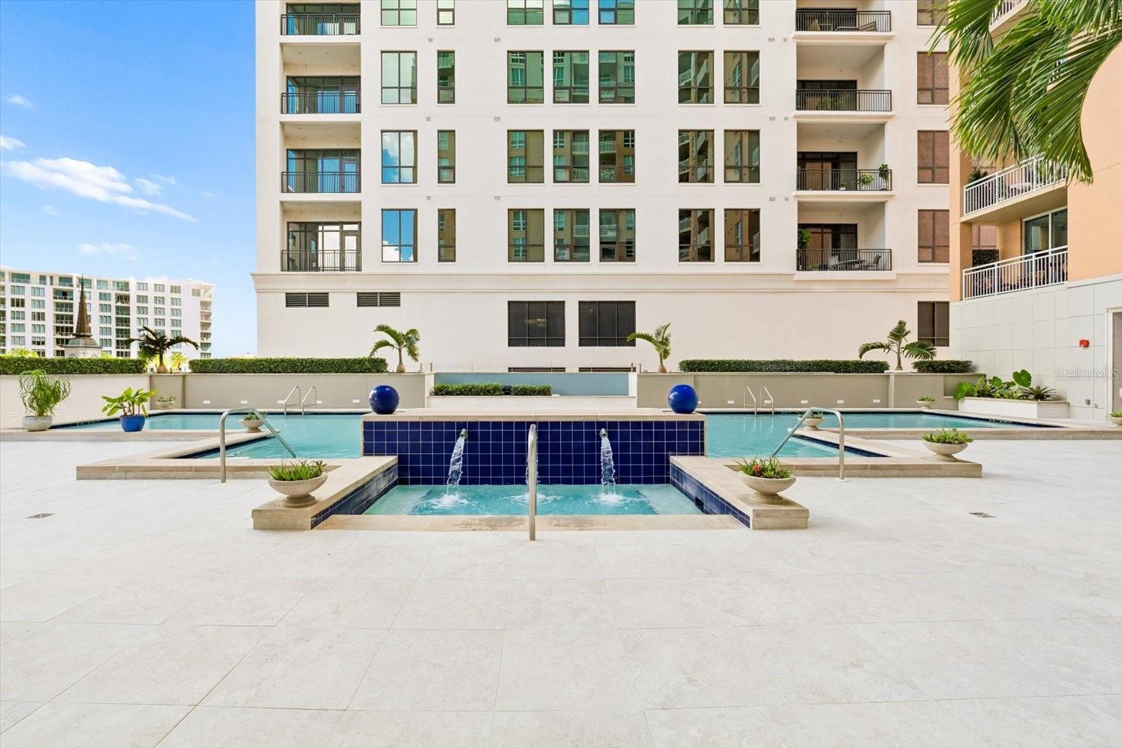 A4708957 Property Photo