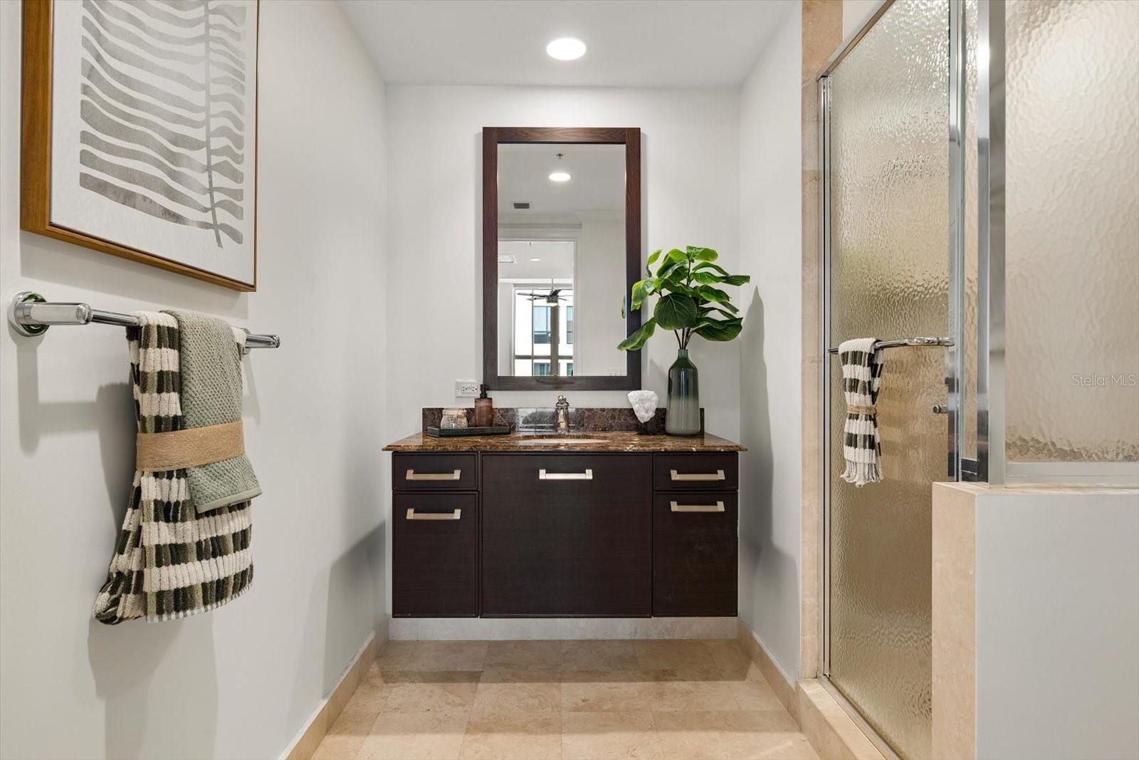A4708957 Property Photo