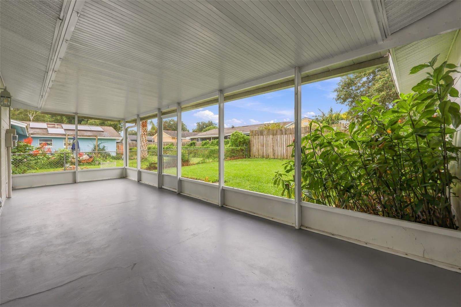 O6448521 Property Photo