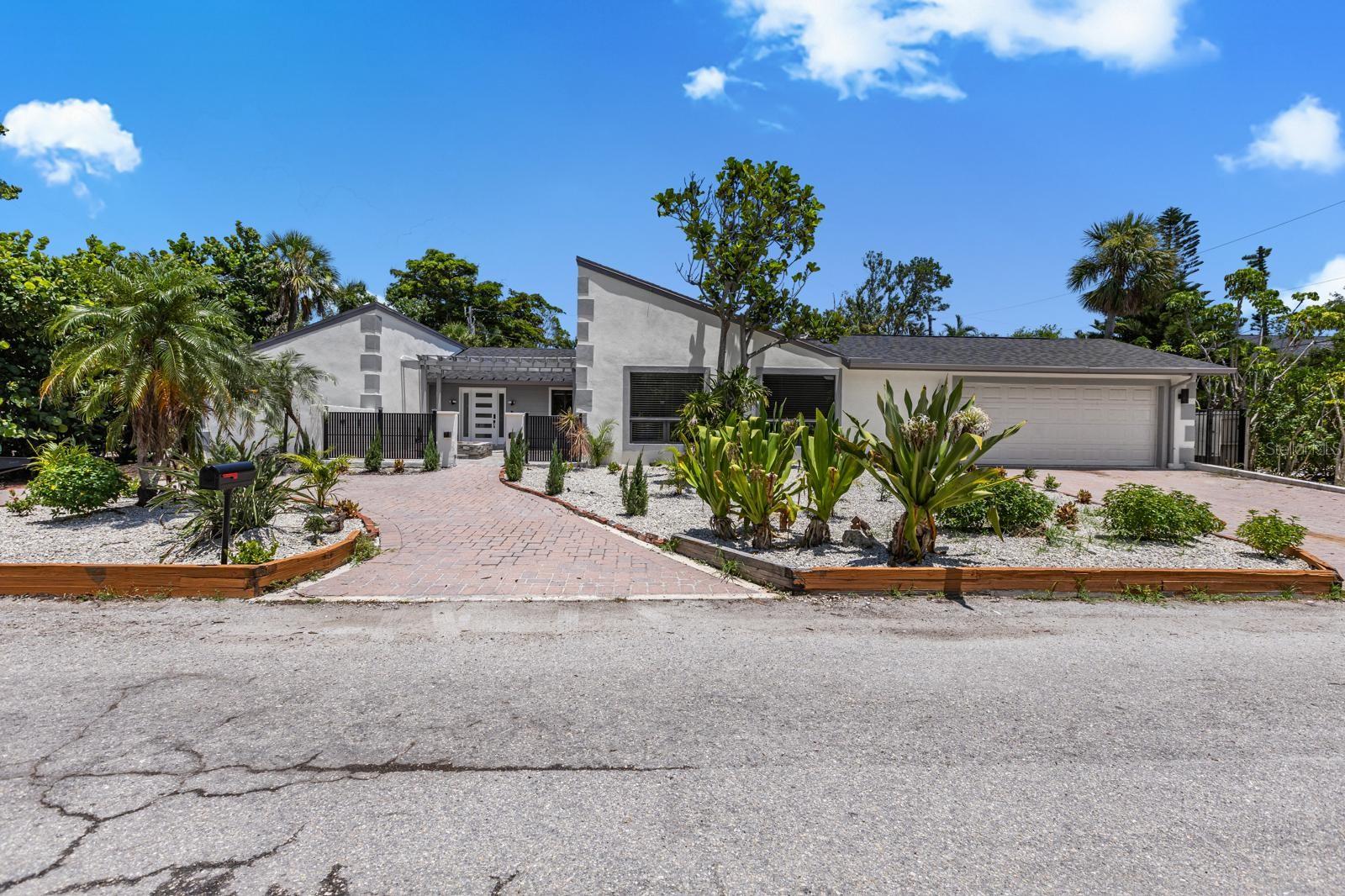 MLS# A4709041 Property Photo