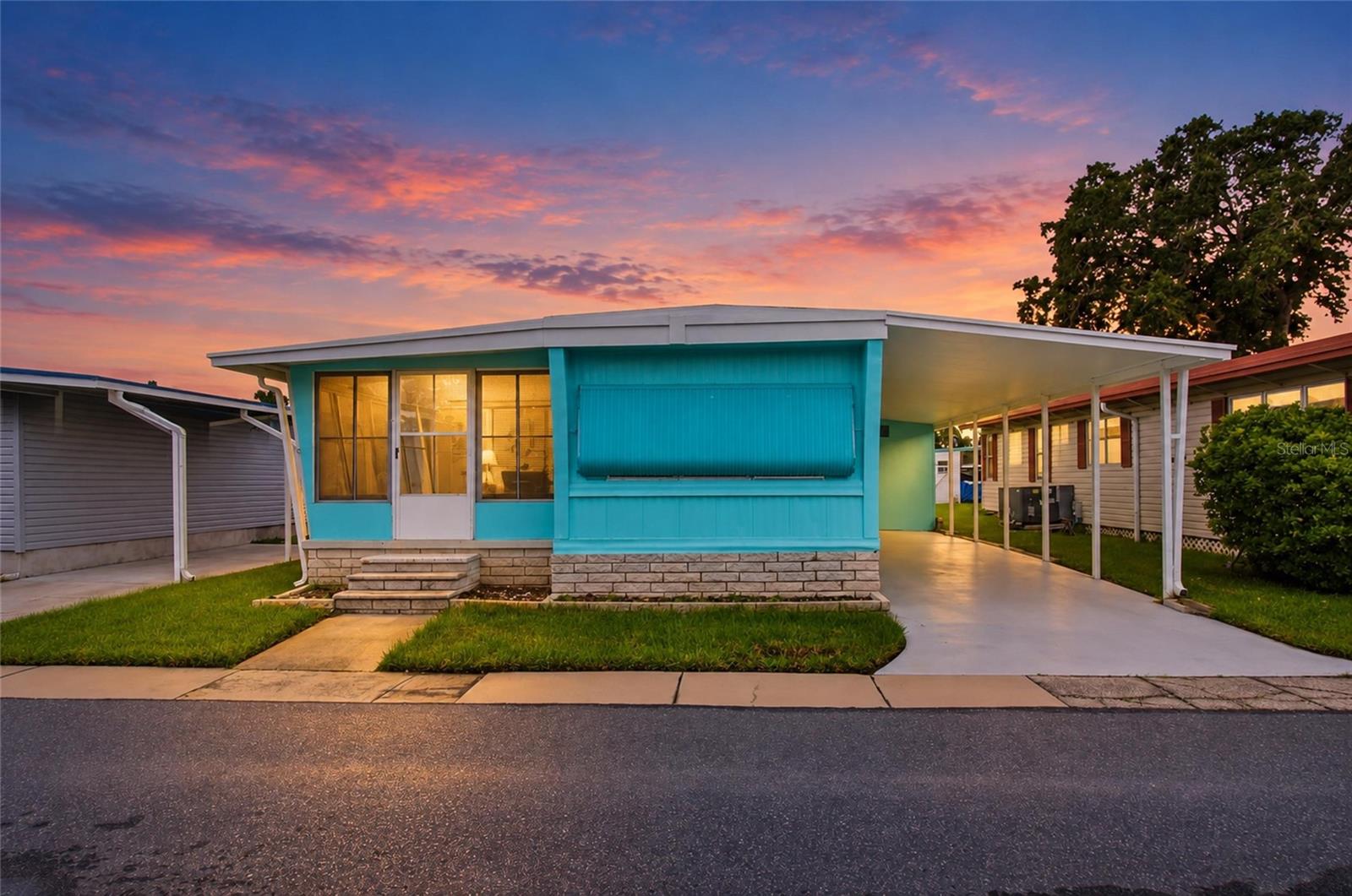 MLS# TB8557046 Property Photo