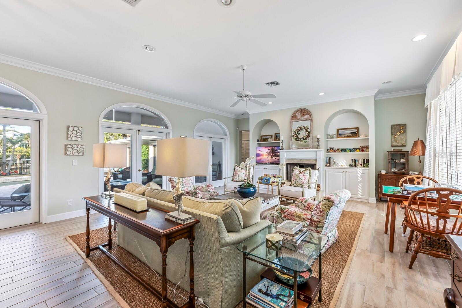 D6149139 Property Photo
