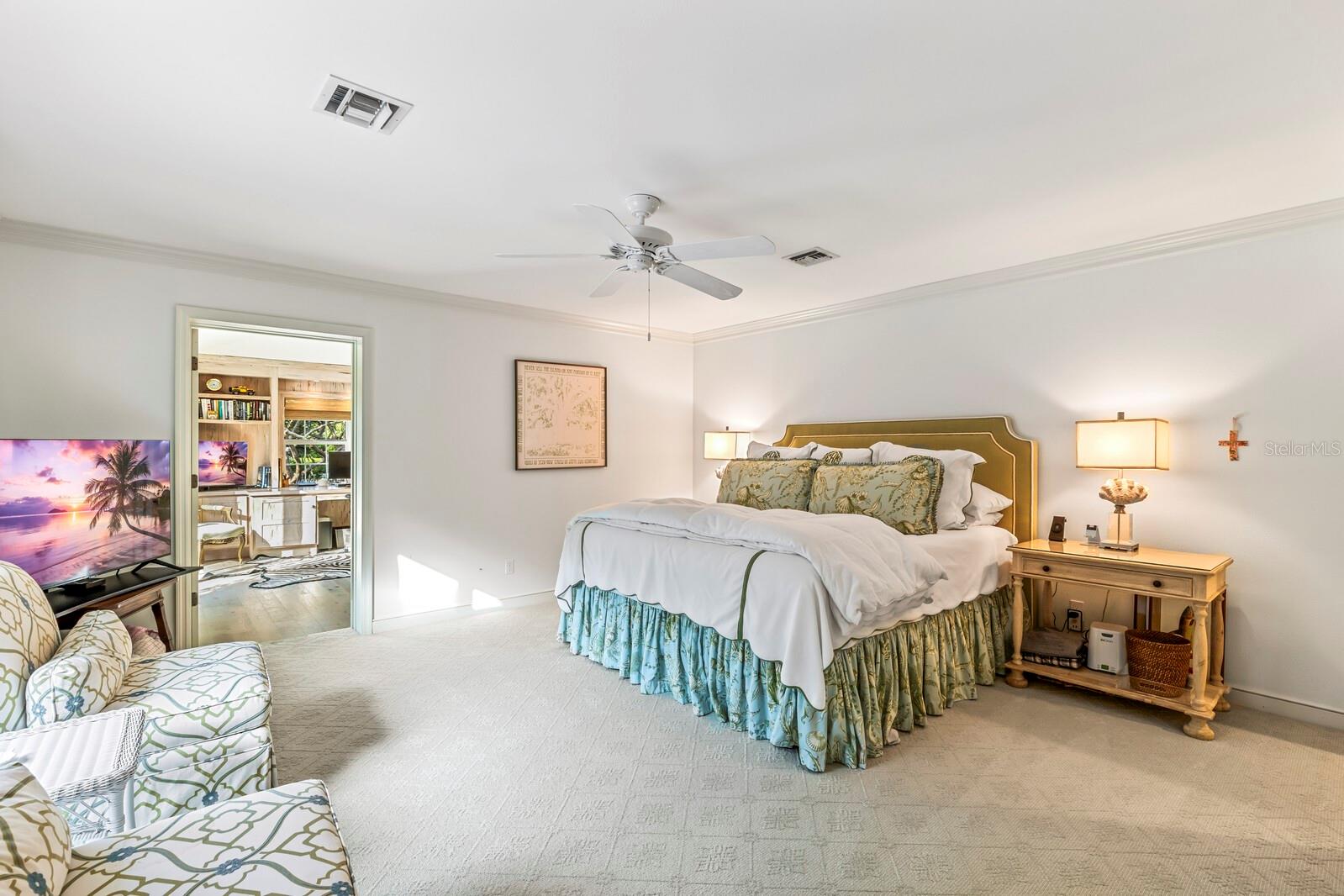 D6149139 Property Photo