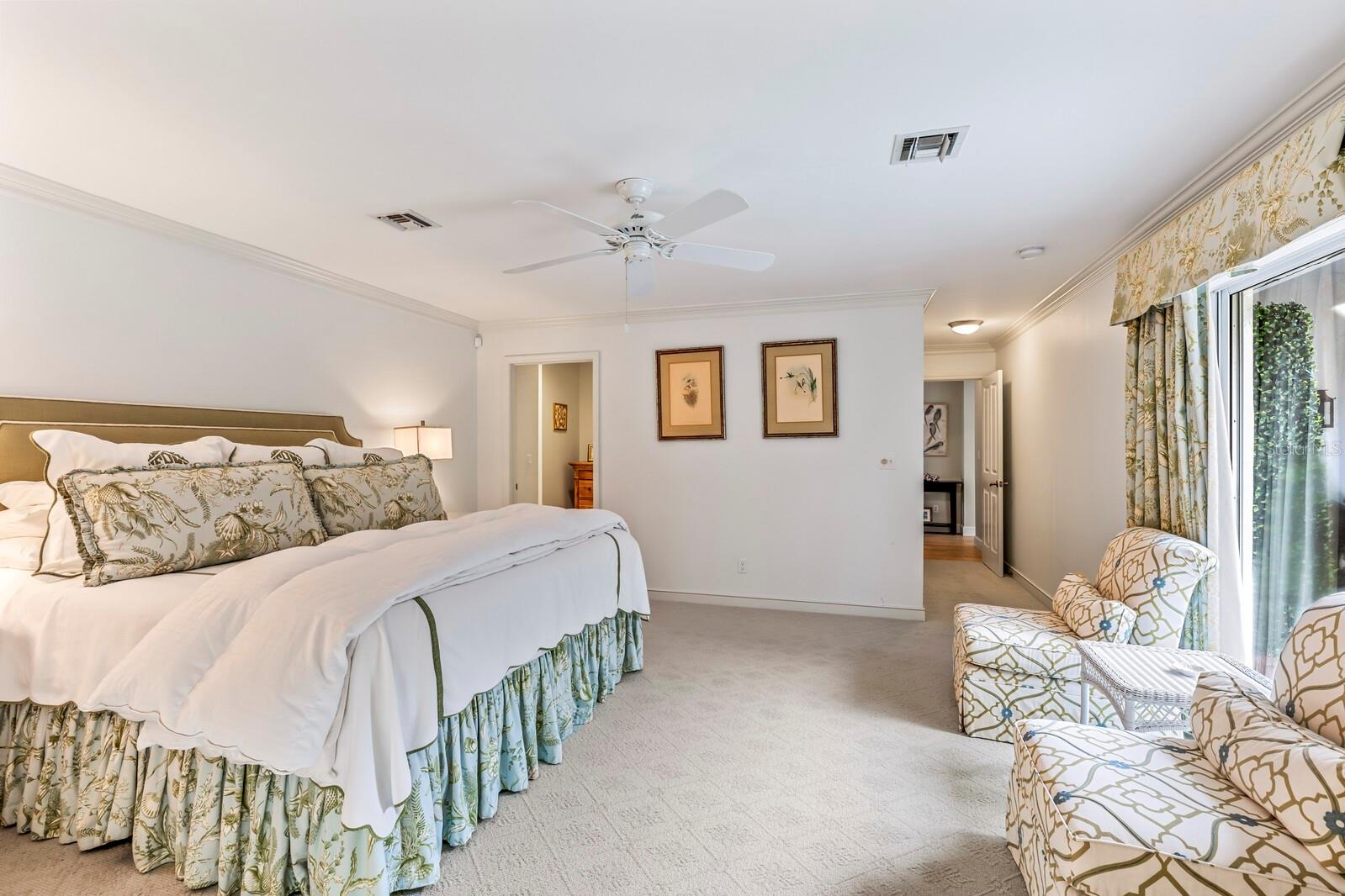 D6149139 Property Photo