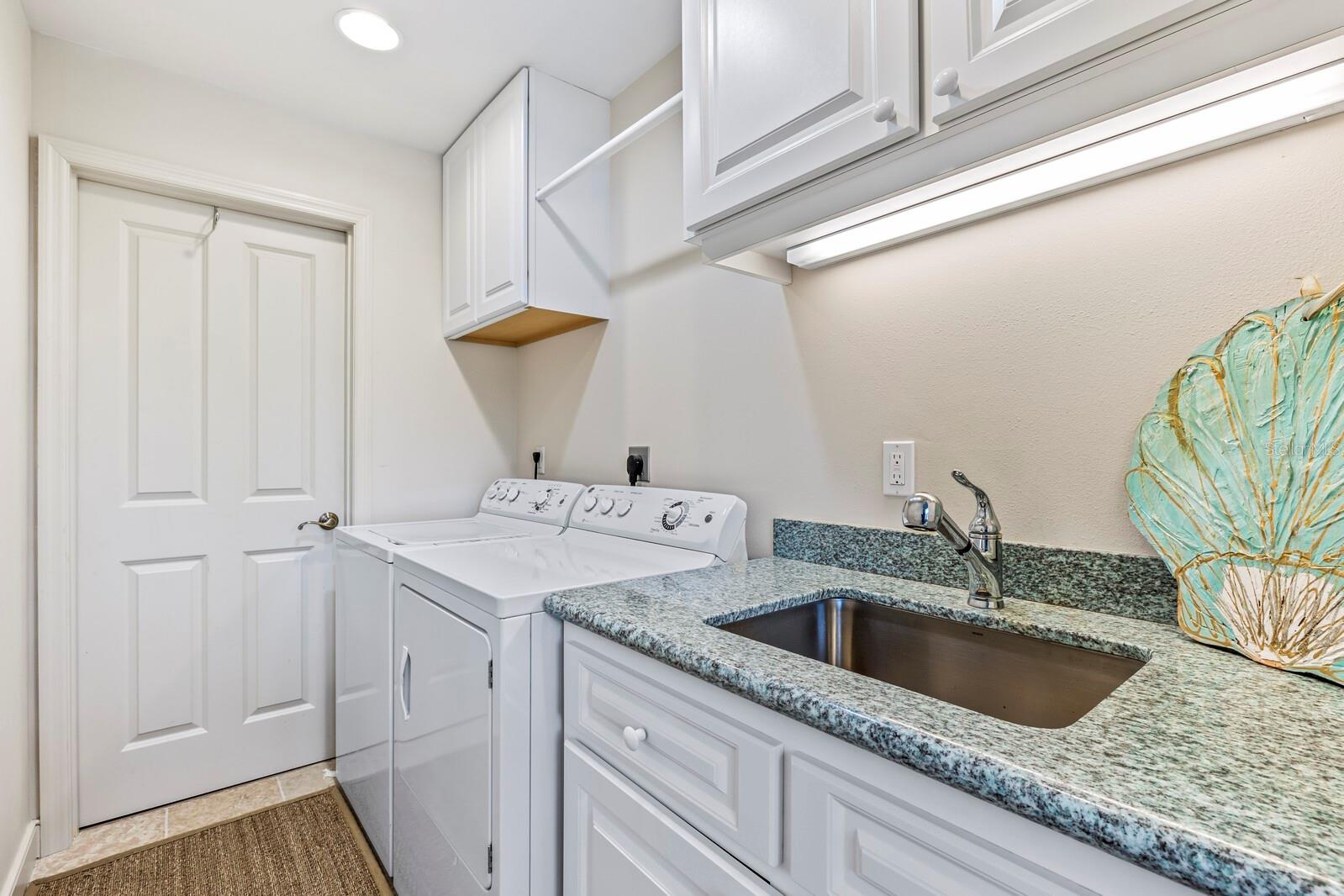 D6149139 Property Photo