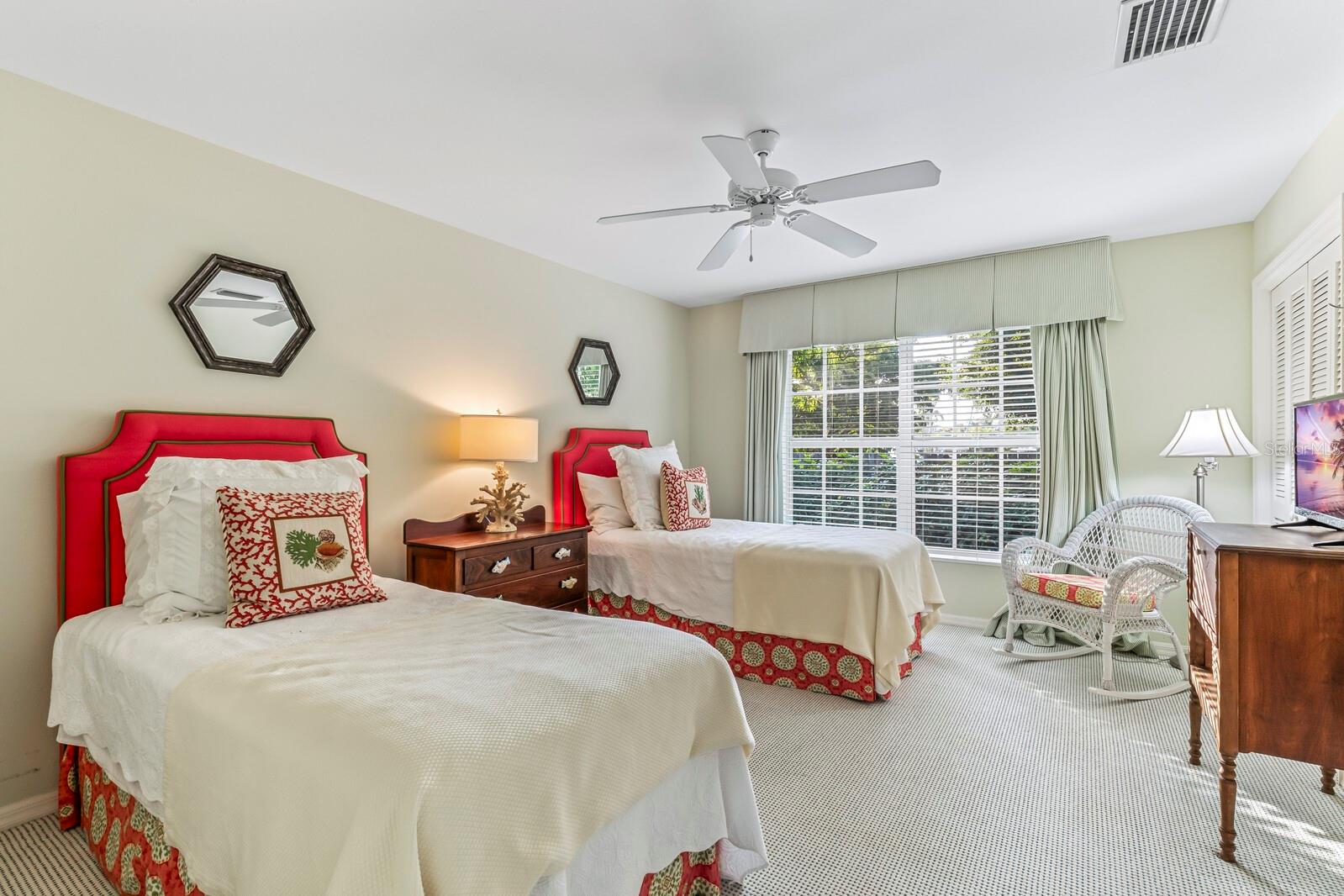 D6149139 Property Photo