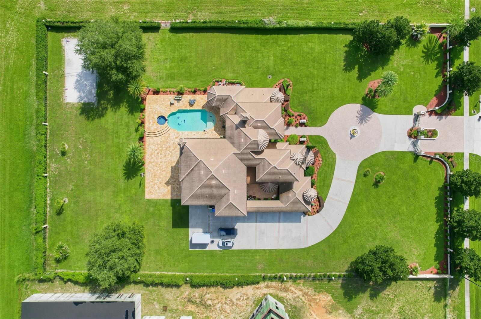 O6449197 Property Photo