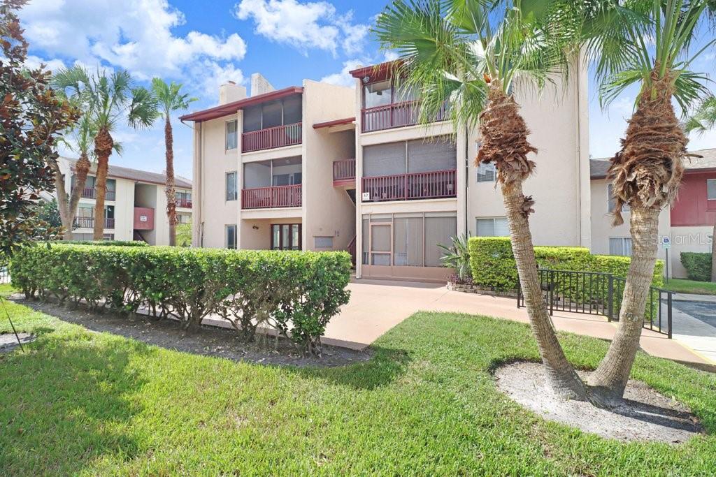 MLS# TB8557299 Property Photo
