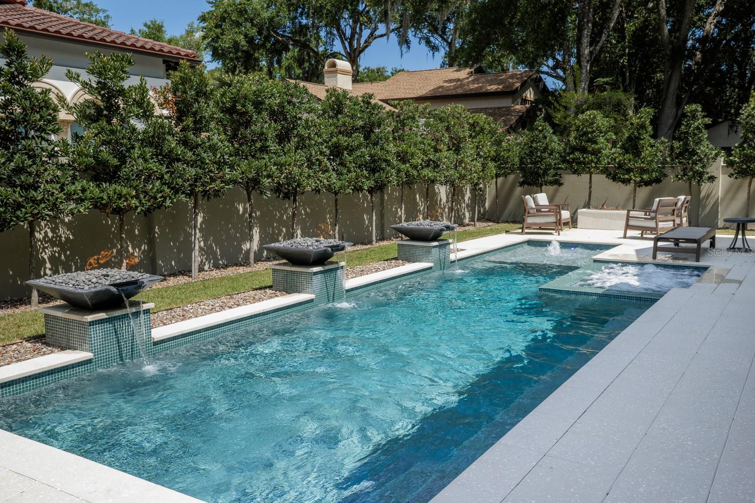O6449269 Property Photo