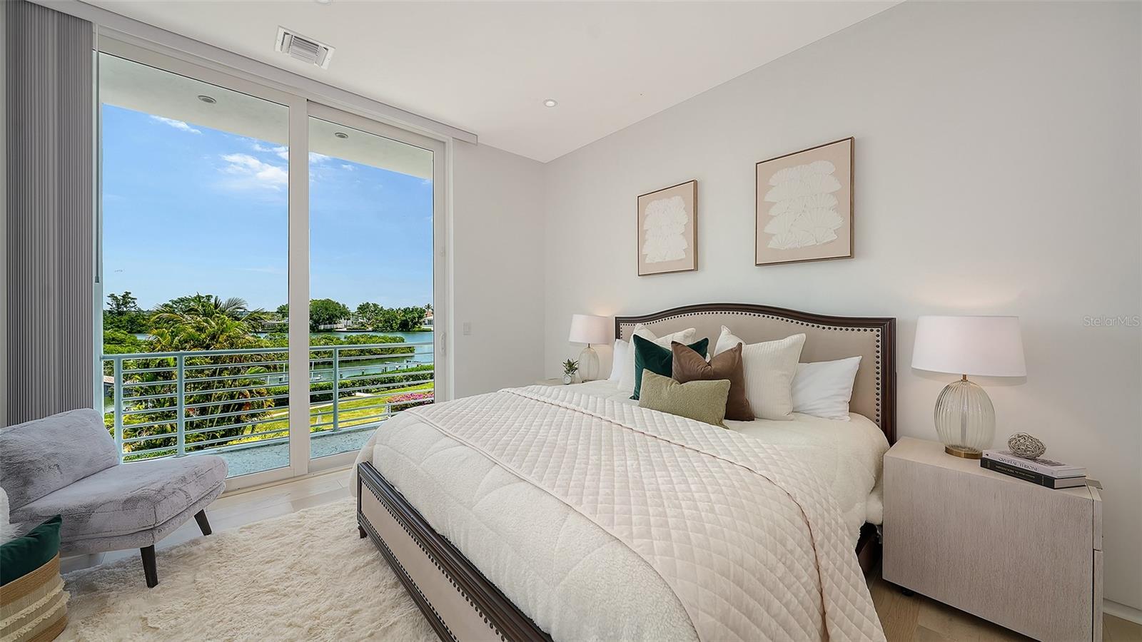 A4709403 Property Photo