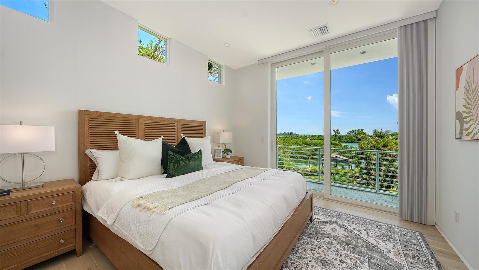A4709403 Property Photo