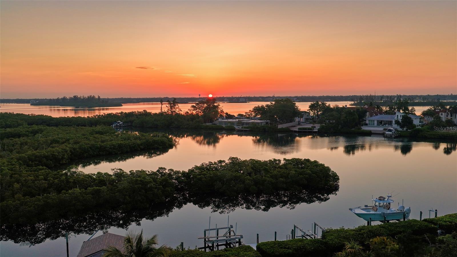 A4709403 Property Photo