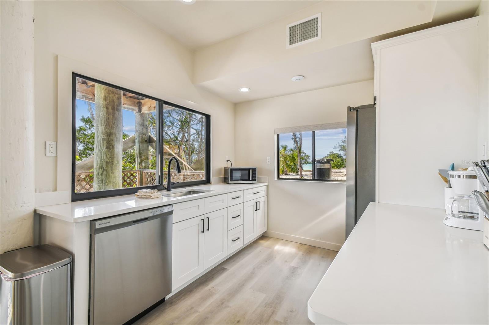 A4709455 Property Photo