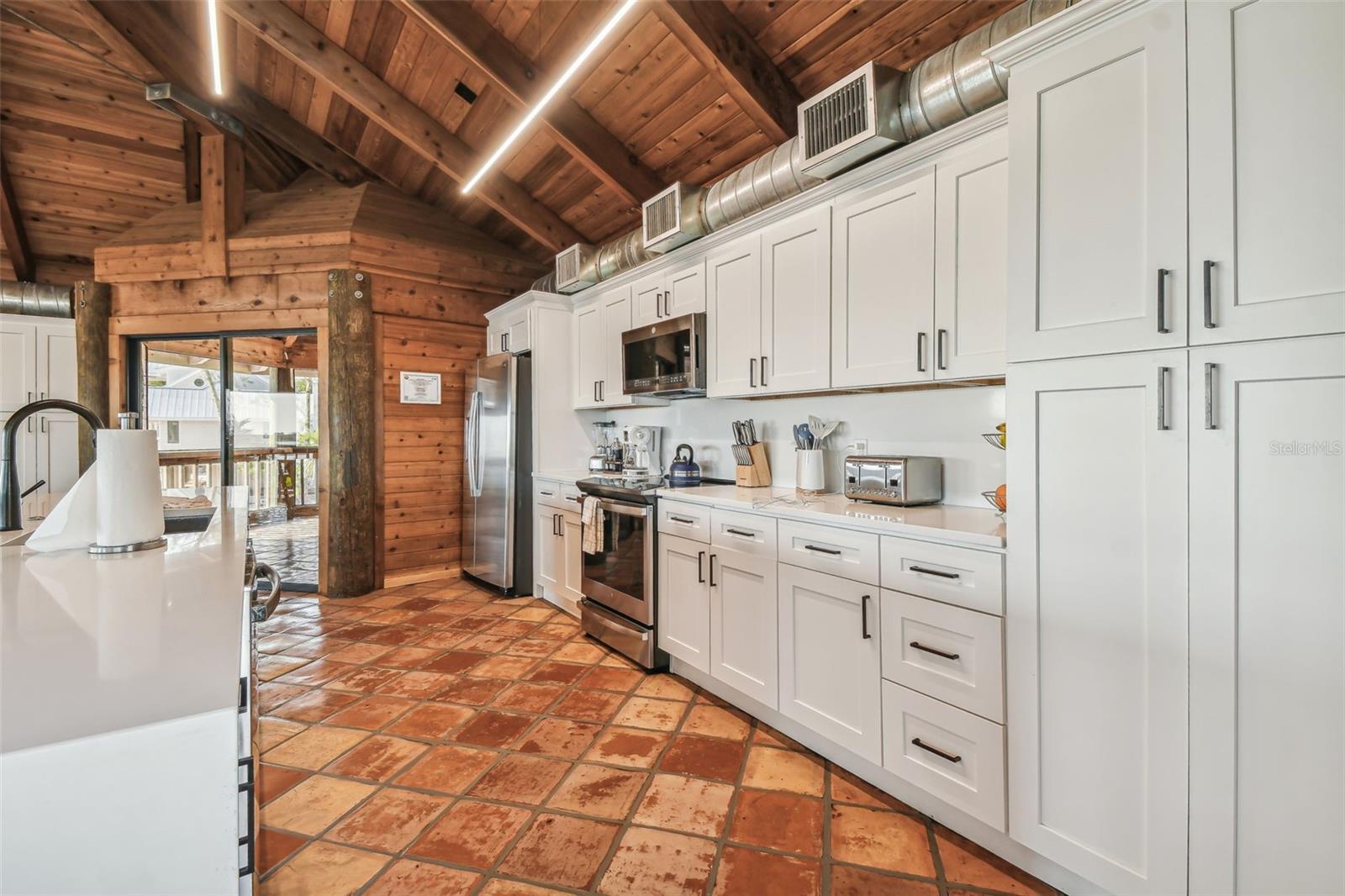 A4709455 Property Photo