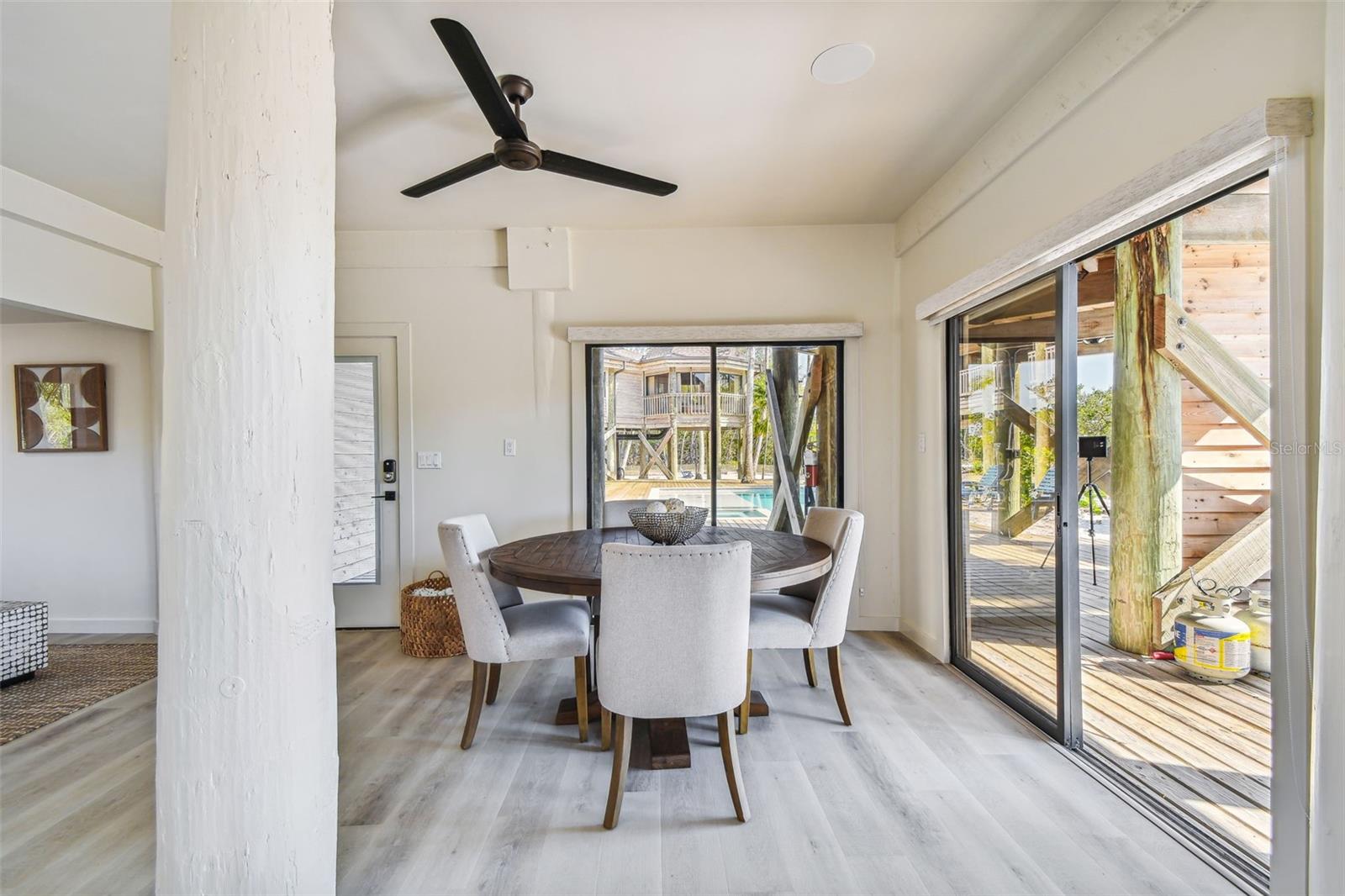 A4709455 Property Photo