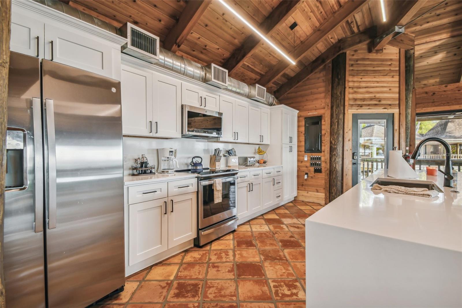 A4709455 Property Photo