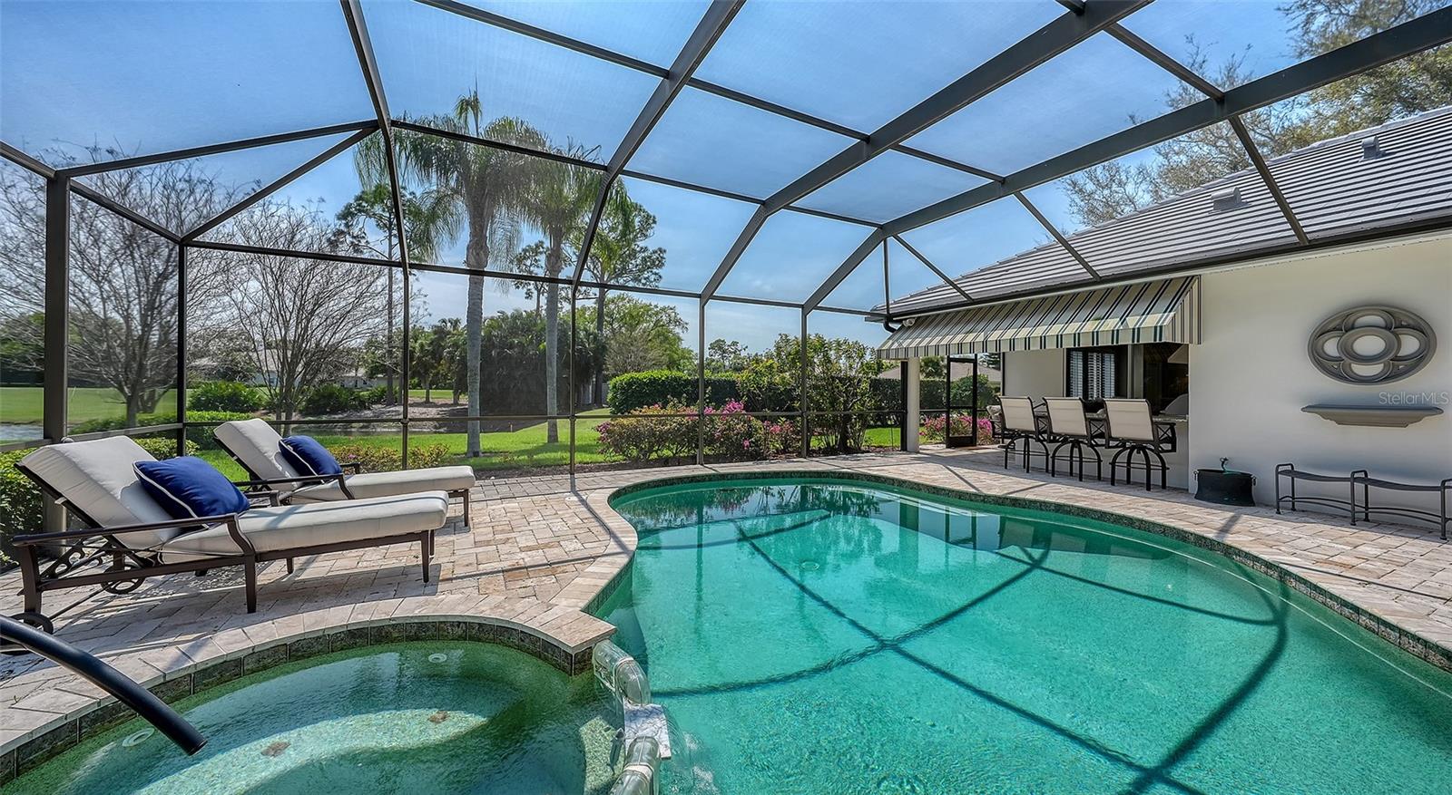 A4709515 Property Photo