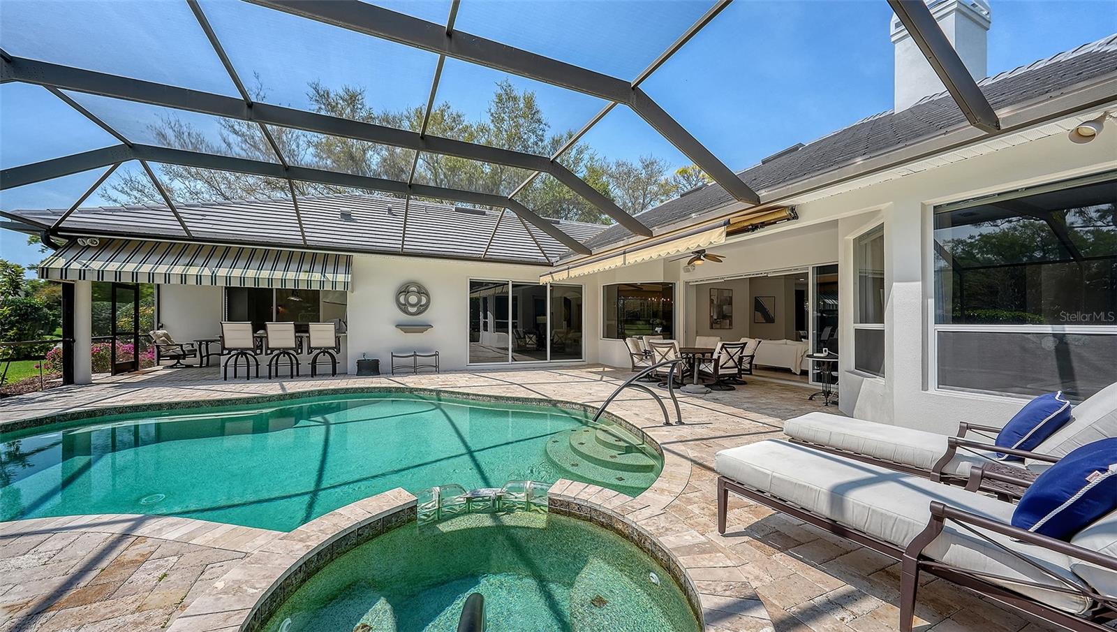 A4709515 Property Photo