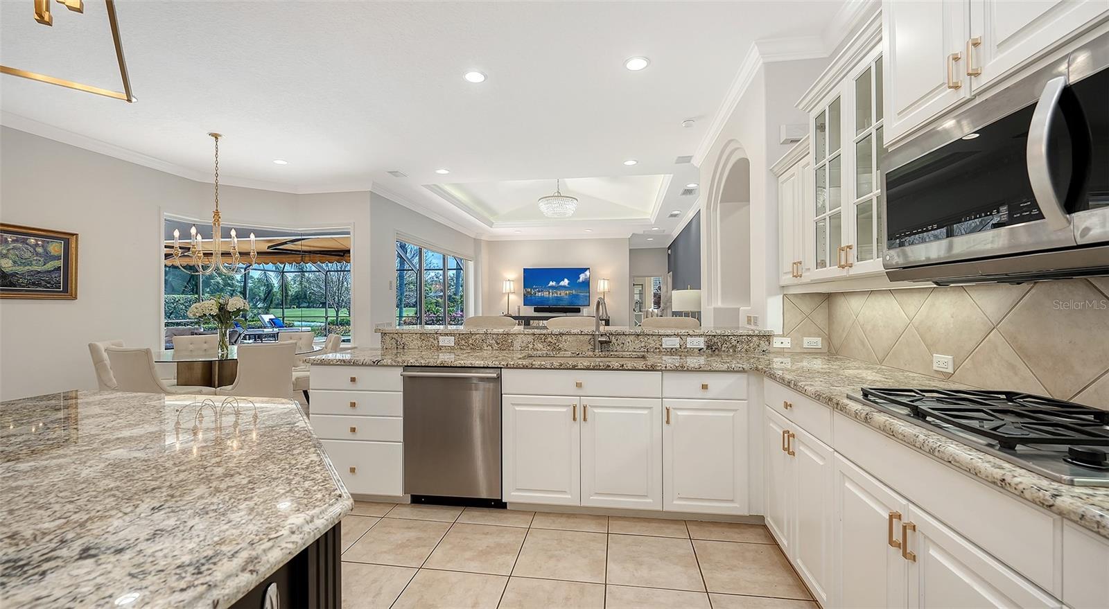 A4709515 Property Photo