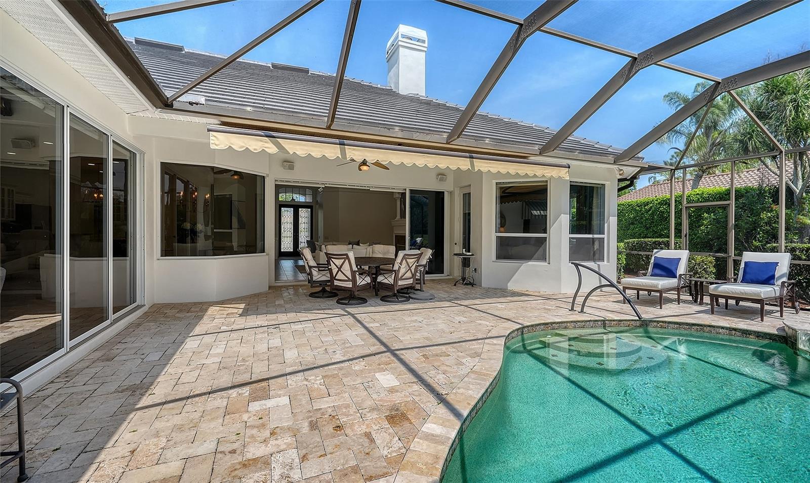A4709515 Property Photo