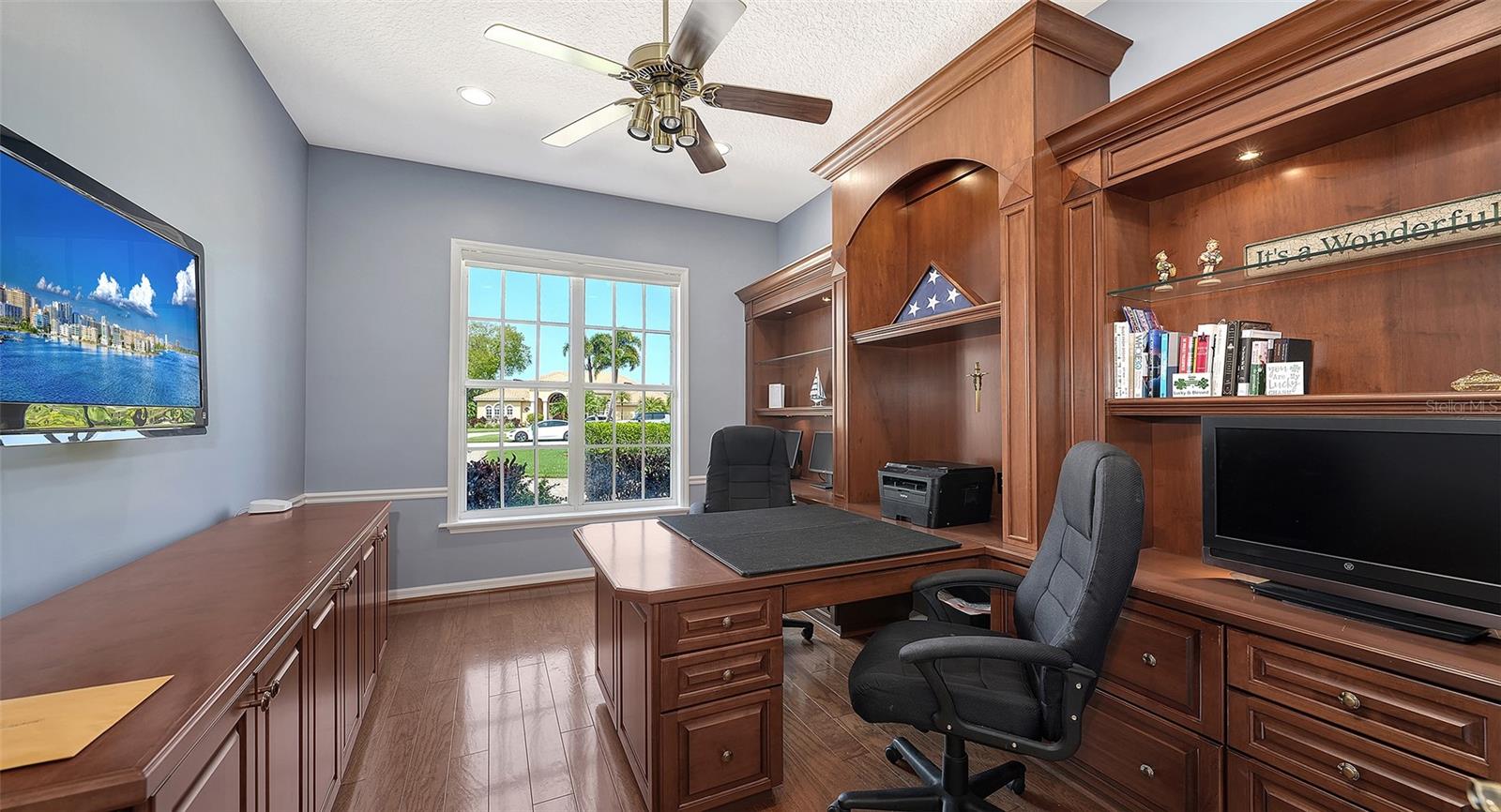 A4709515 Property Photo