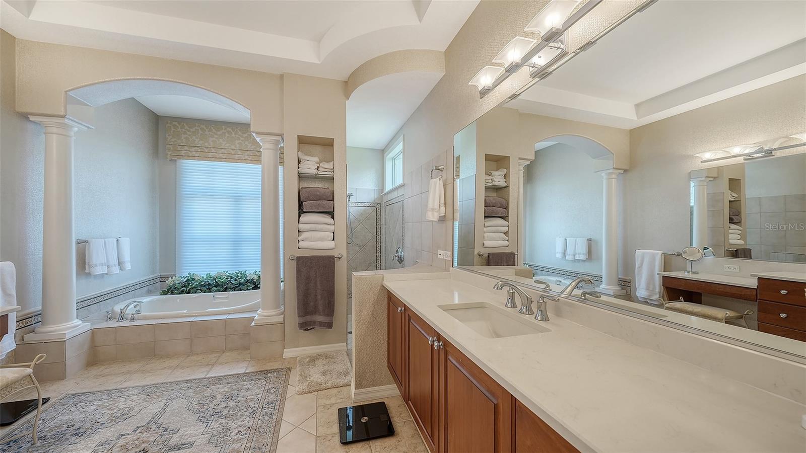 A4709515 Property Photo