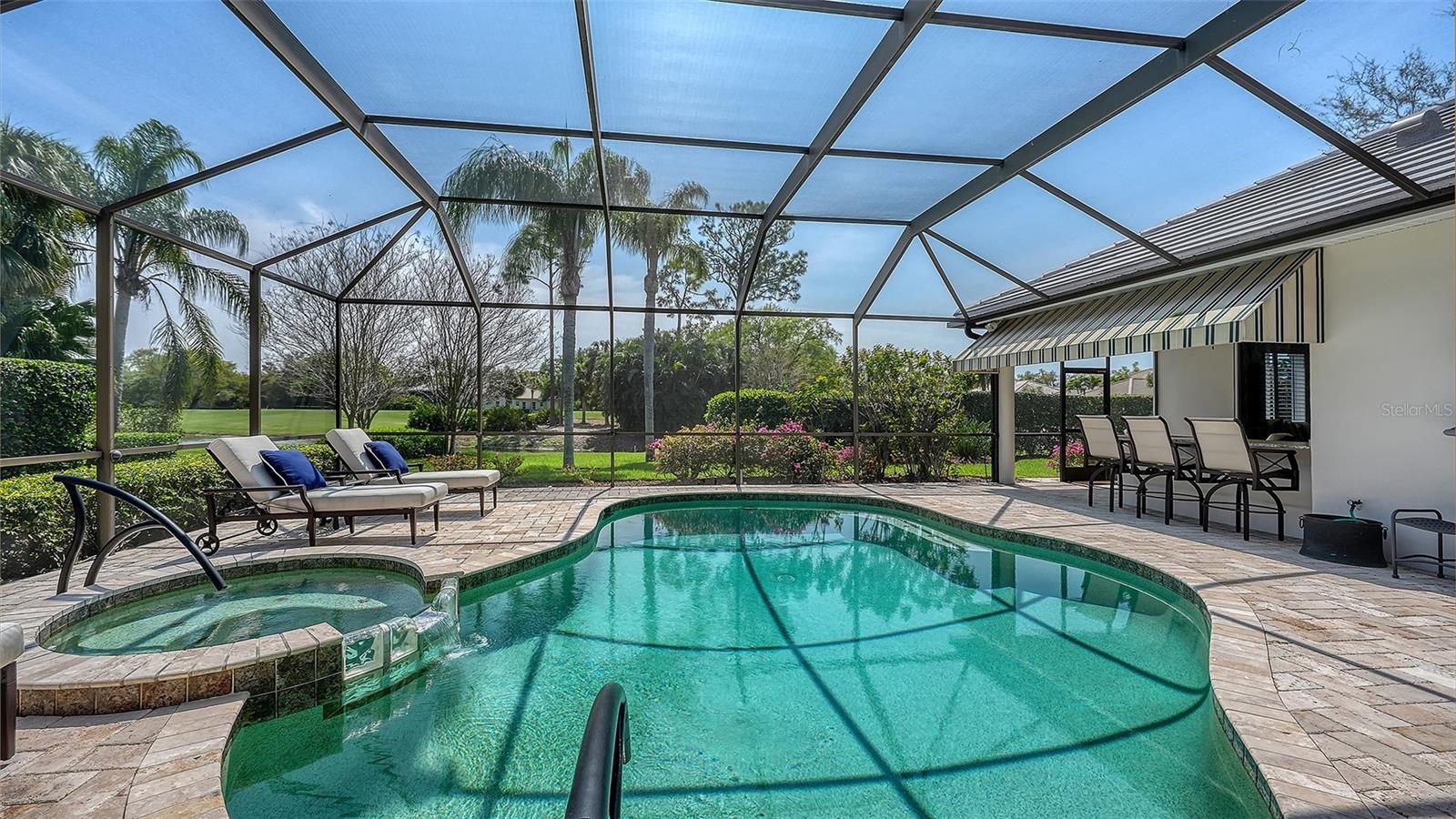 A4709515 Property Photo