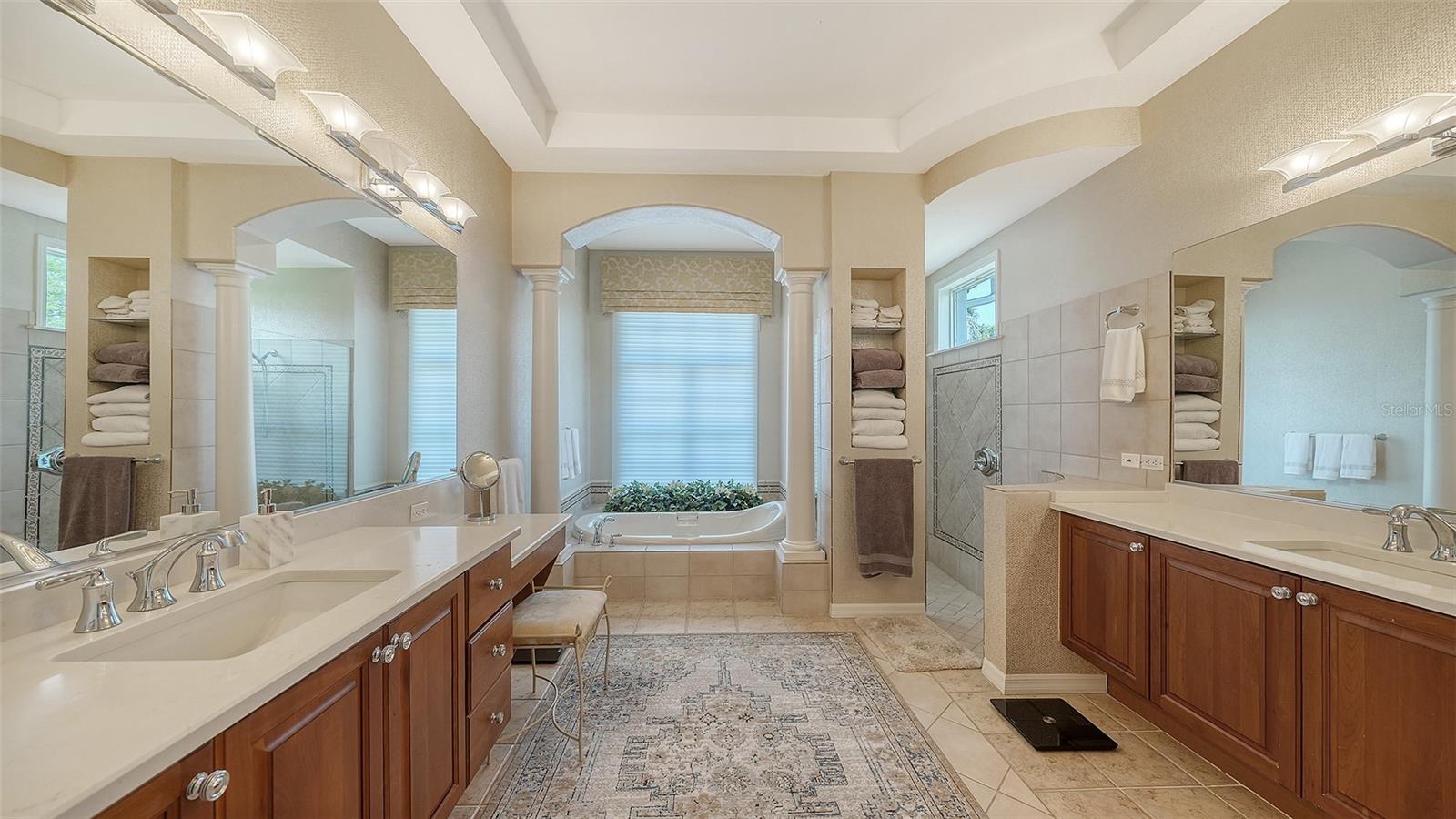 A4709515 Property Photo