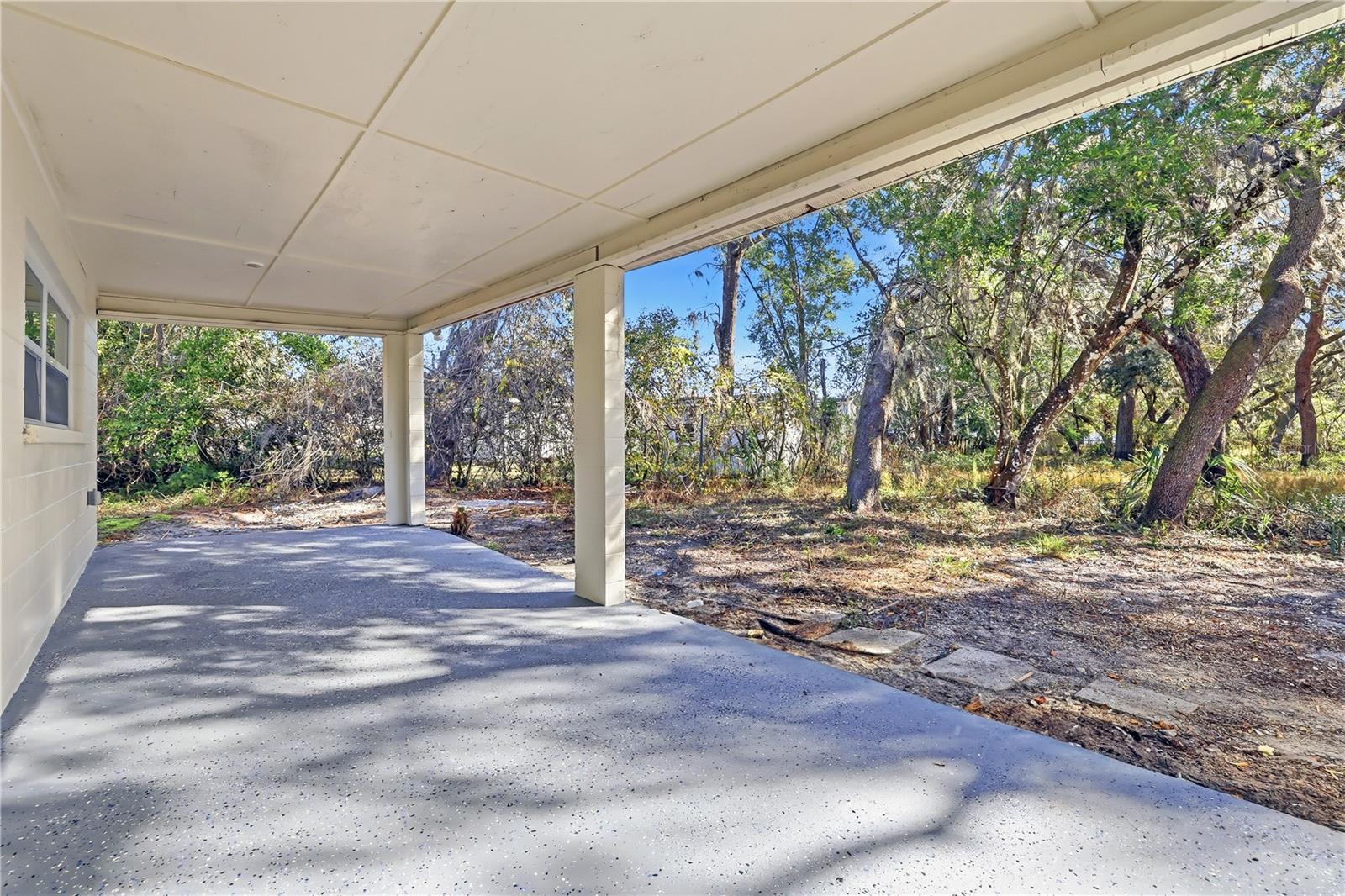 TB8557939 Property Photo