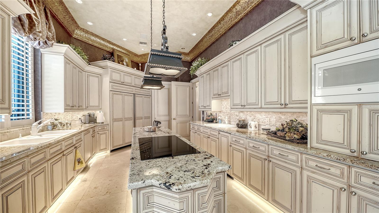 A4709596 Property Photo