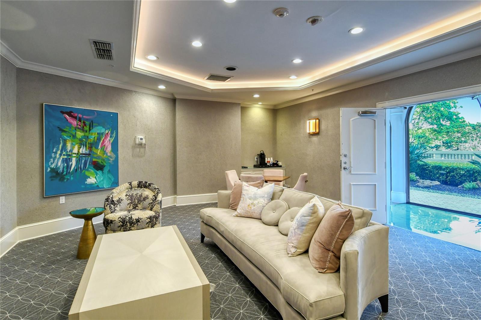 A4709596 Property Photo