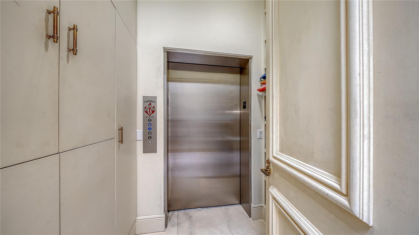 A4709596 Property Photo