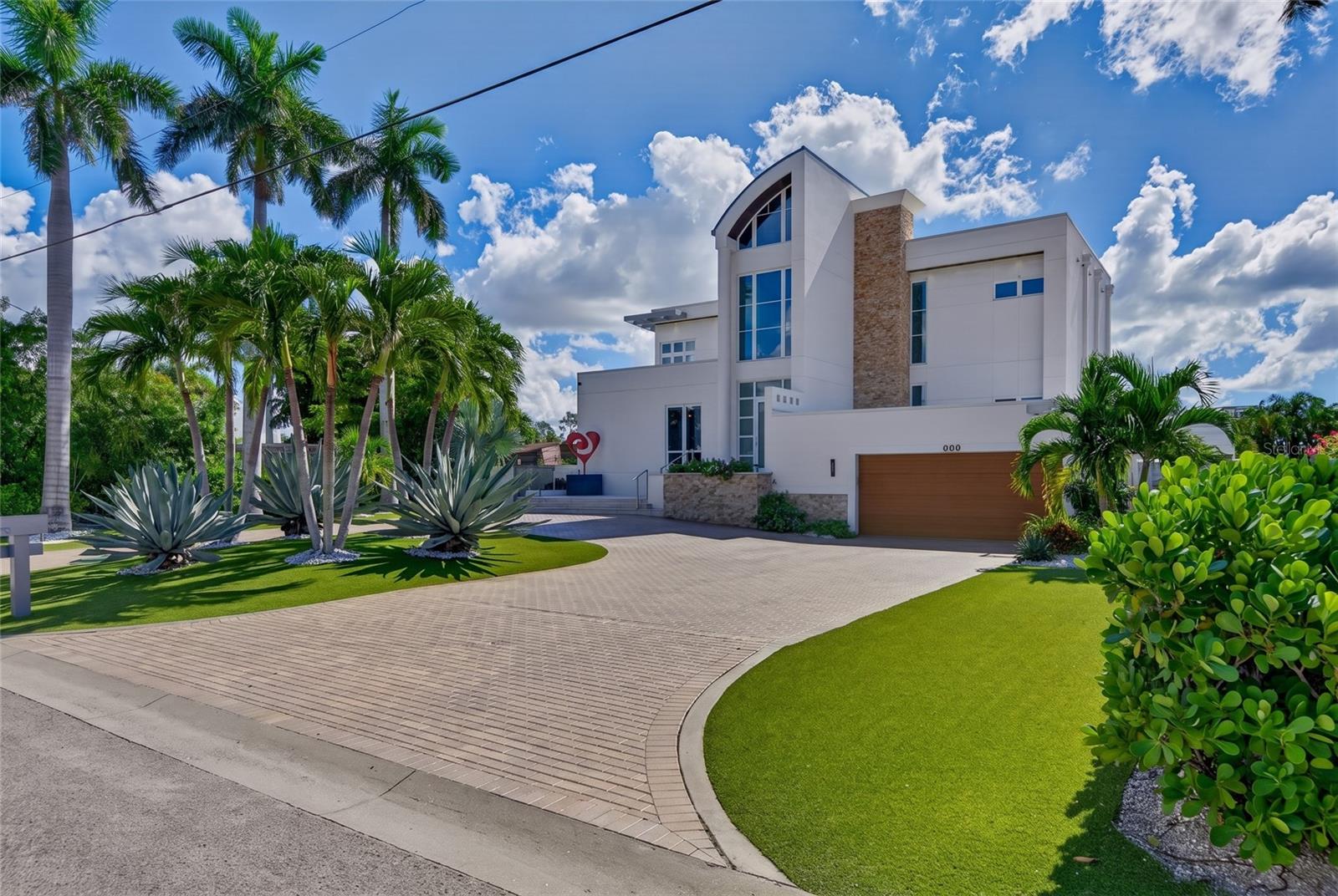 A4709616 Property Photo