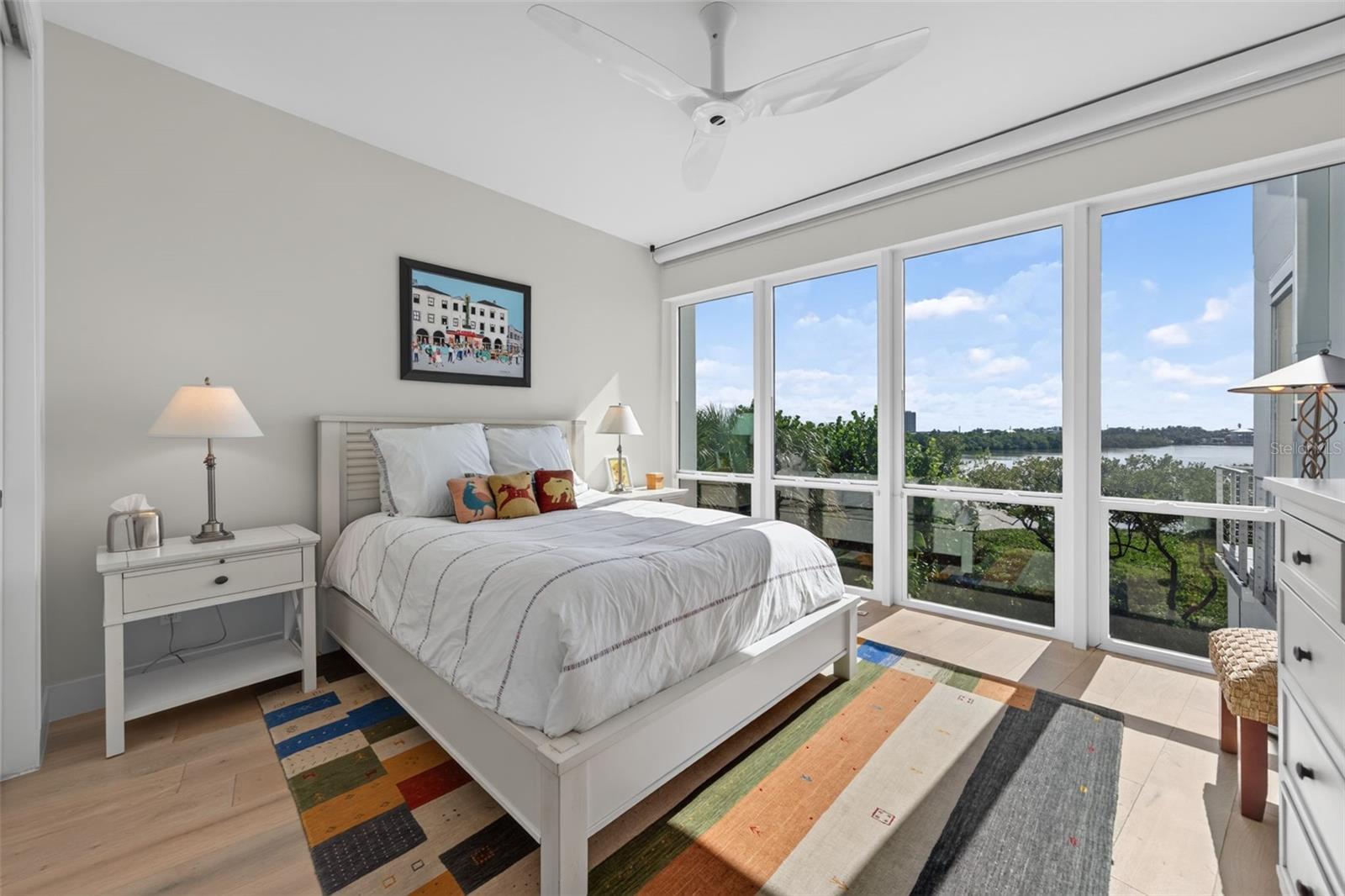 A4709616 Property Photo