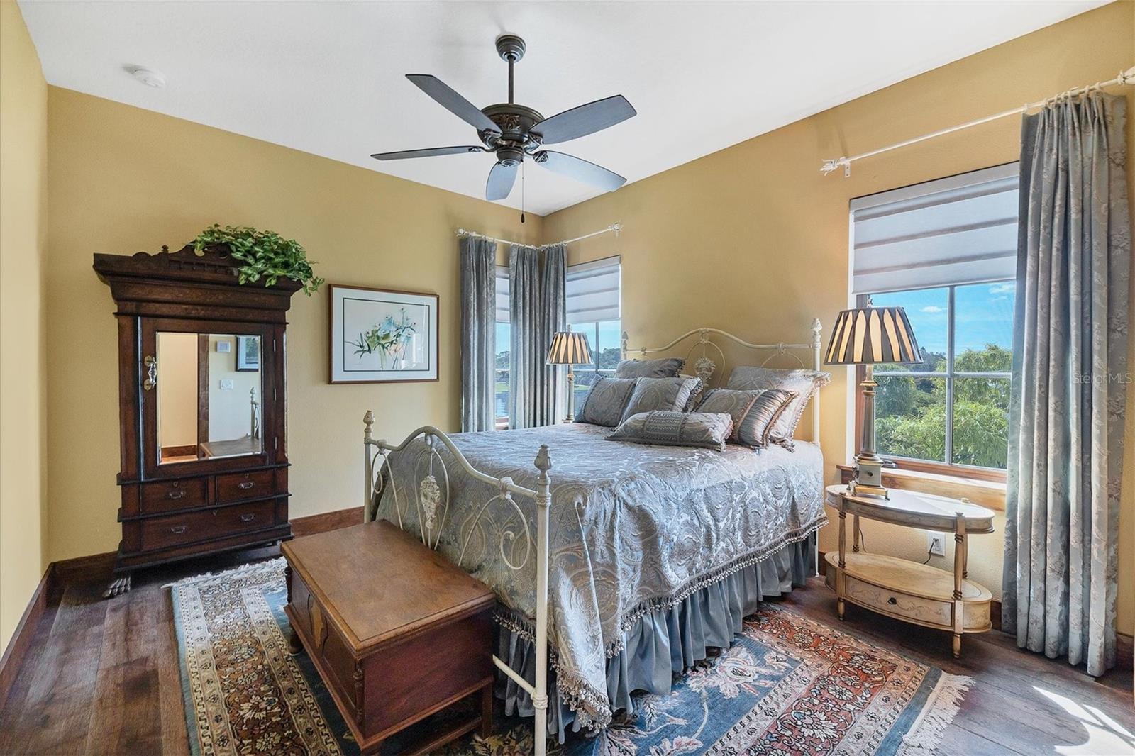 A4709641 Property Photo