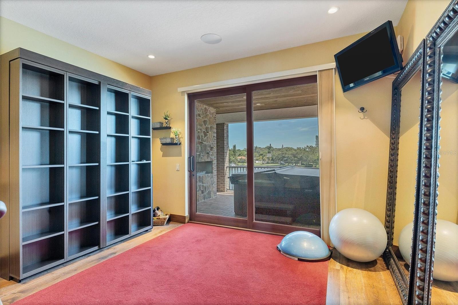 A4709641 Property Photo